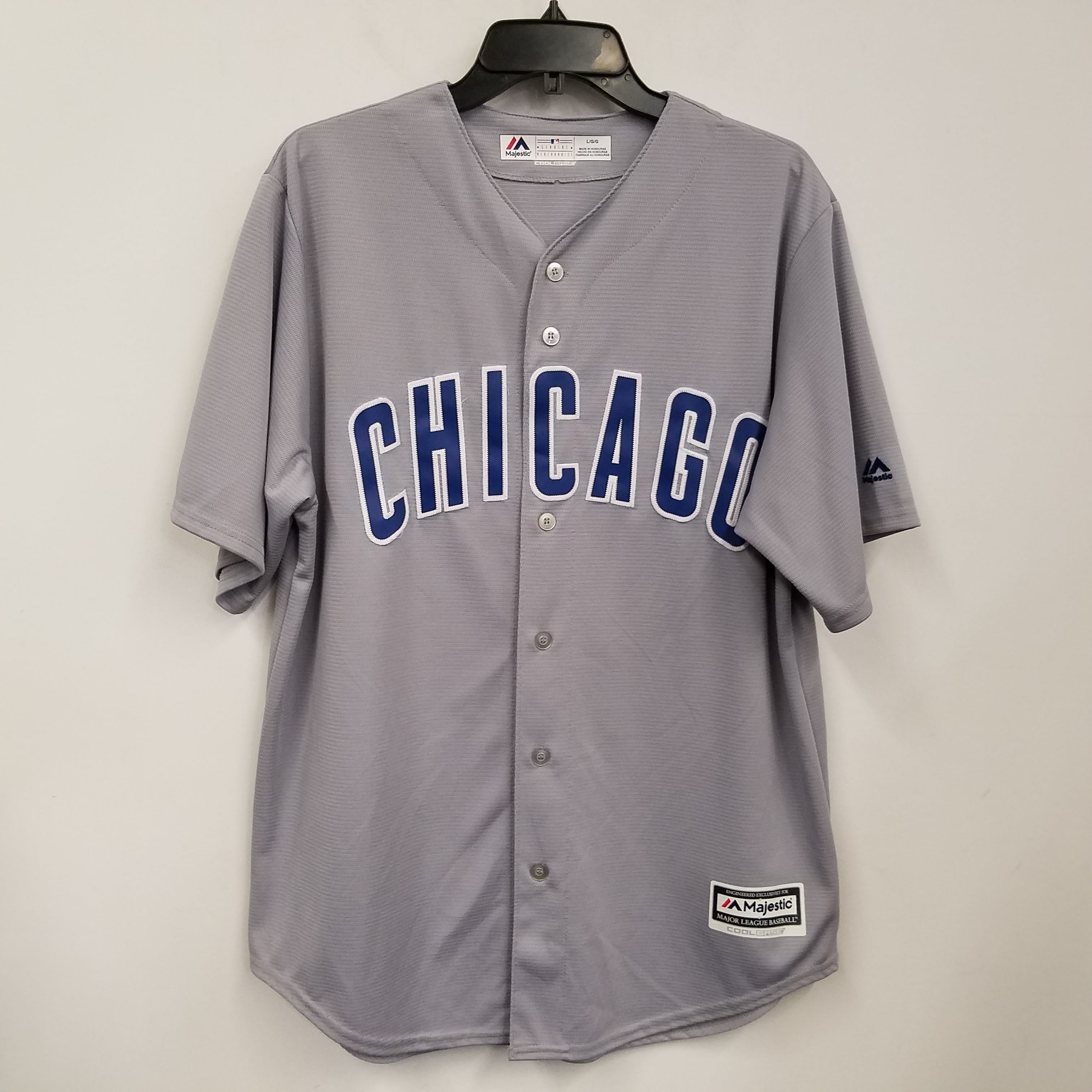 MLB Chicago Cubs Jersey  Majestic Tag, Men's Fashion, Activewear