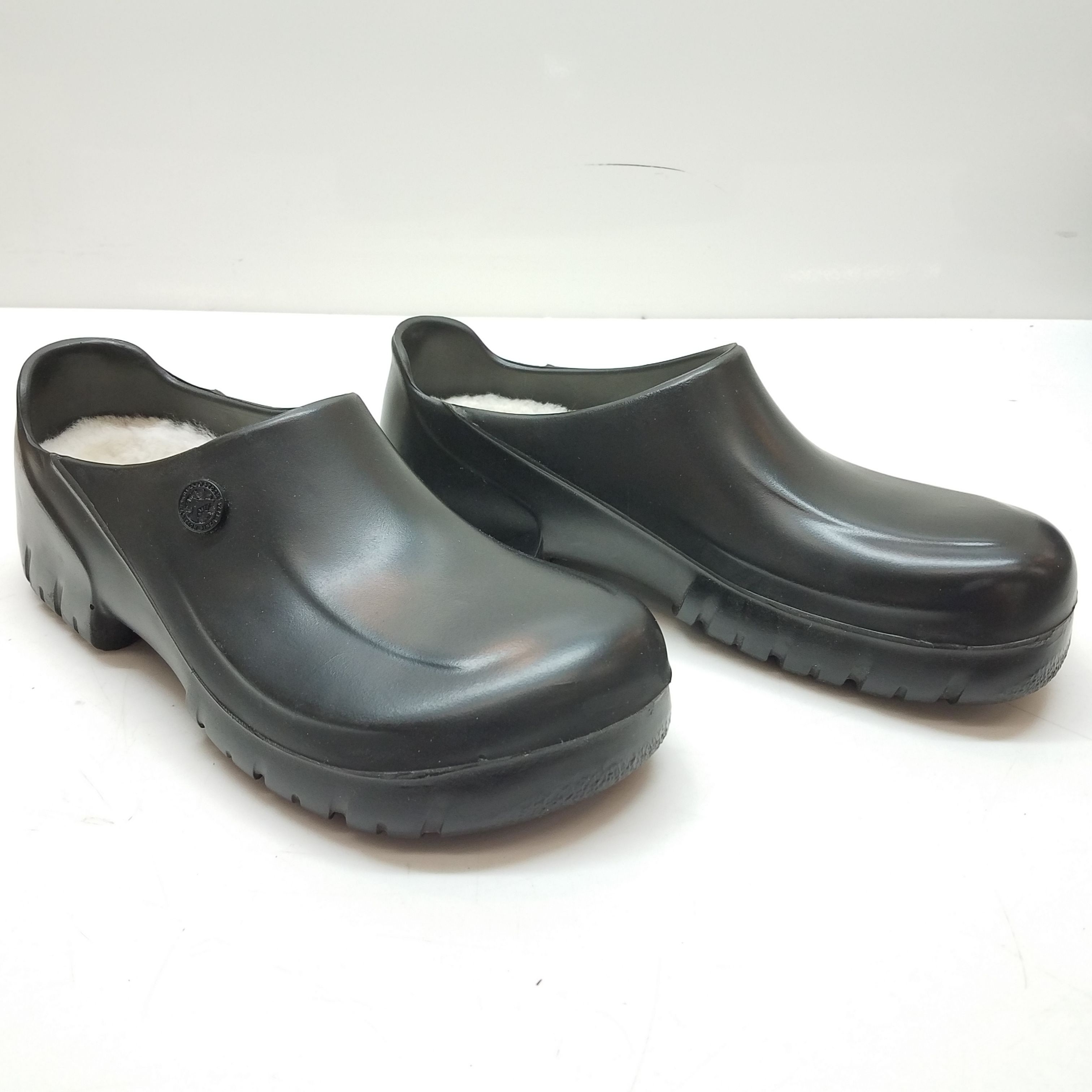 Buy the Birkenstock Unisex Black Fur Lined Clogs Size Women's 9 Men's 7