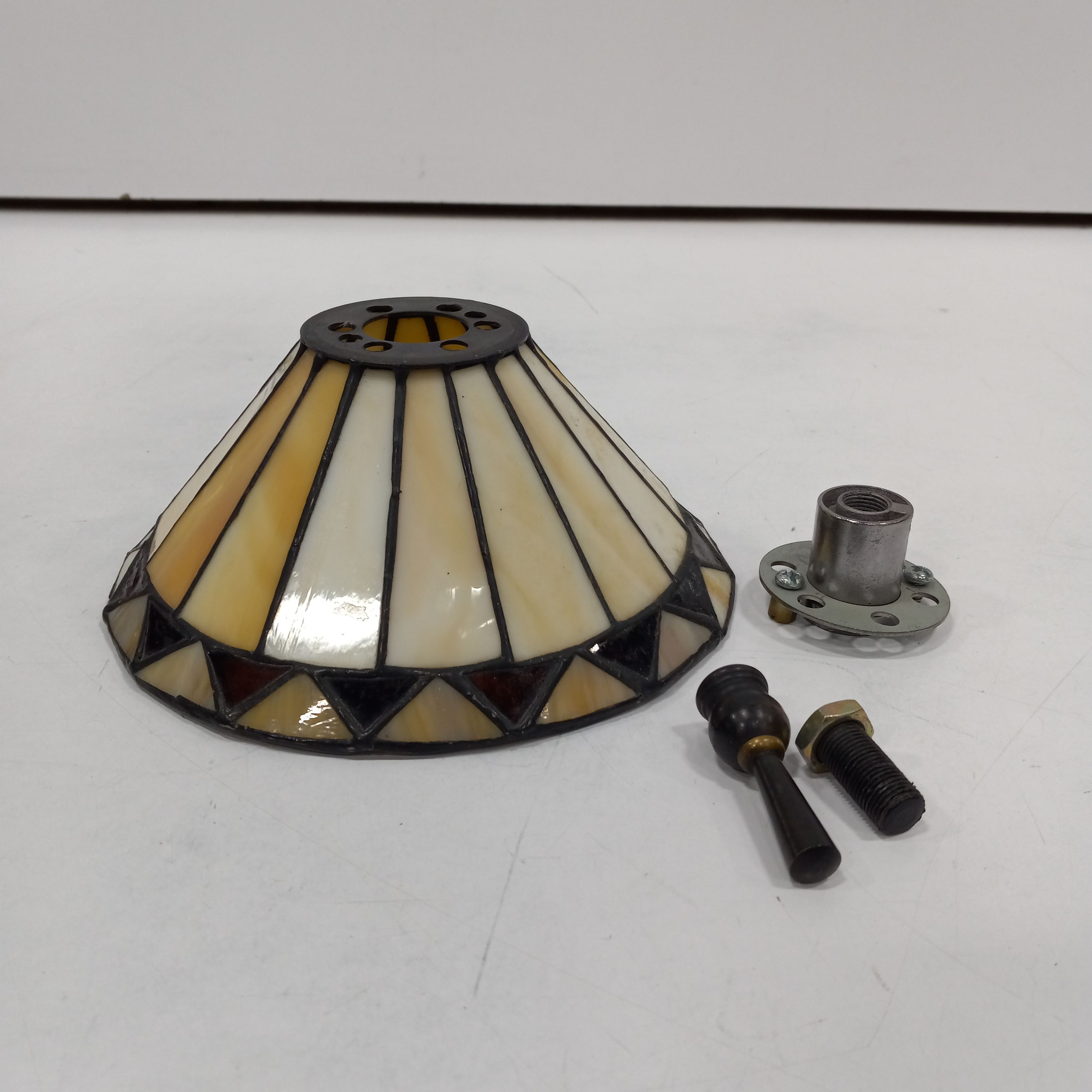 Buy The Vintage Desk Lamp Shade GoodwillFinds   0d00d4d1aa0f40649b3b2f305c509daa 