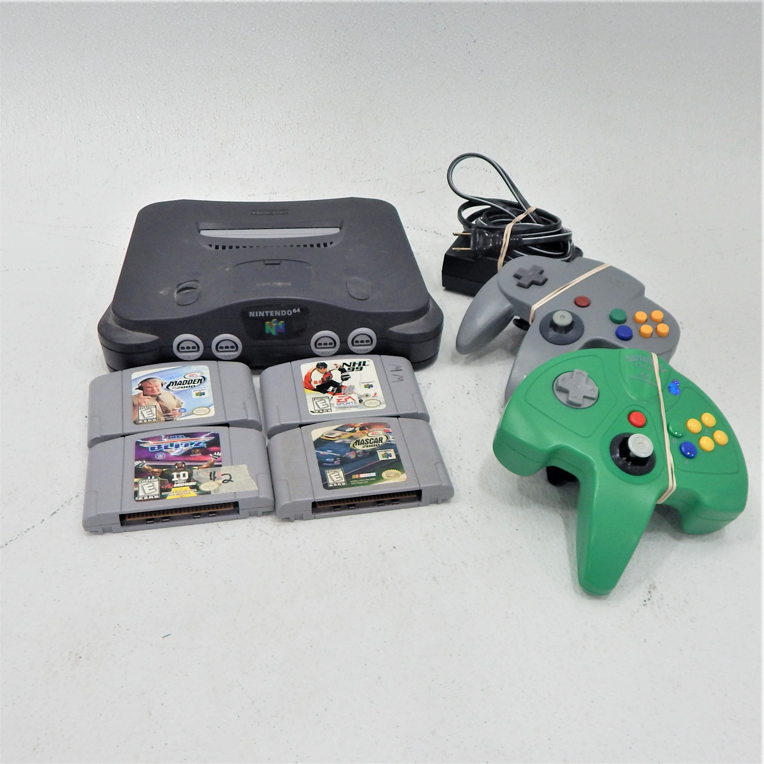 3 - Vintage Nintendo 64 Sports Games NHL / NFL / Madden - 1999 - 2000