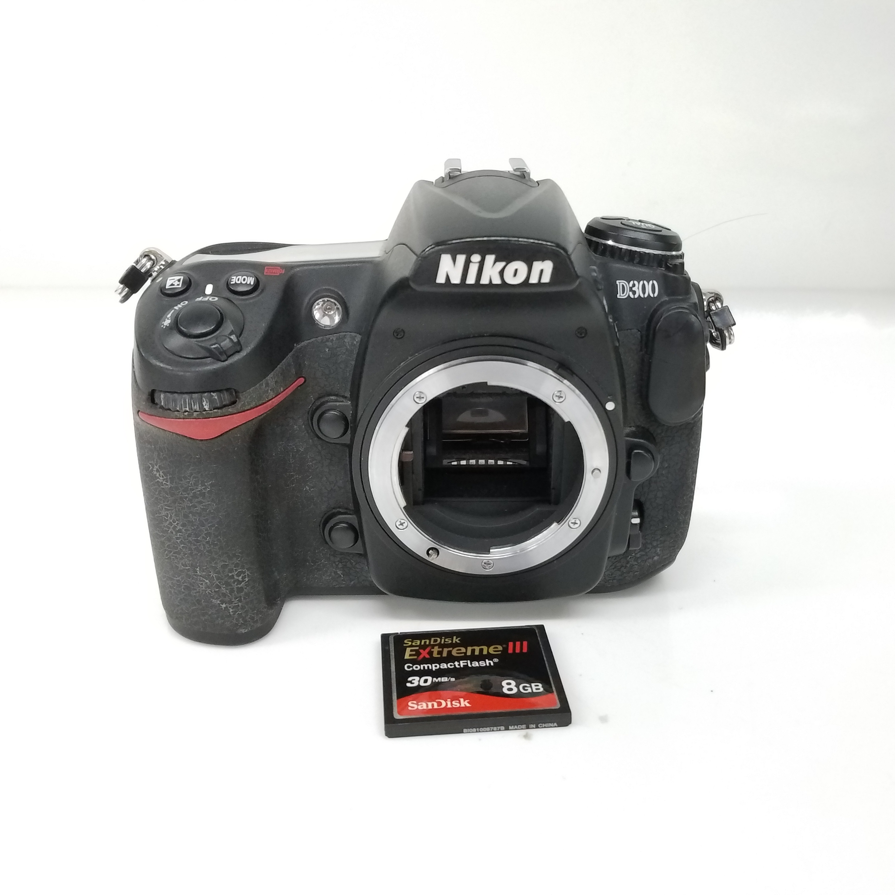 Buy the Nikon D300 12 | GoodwillFinds