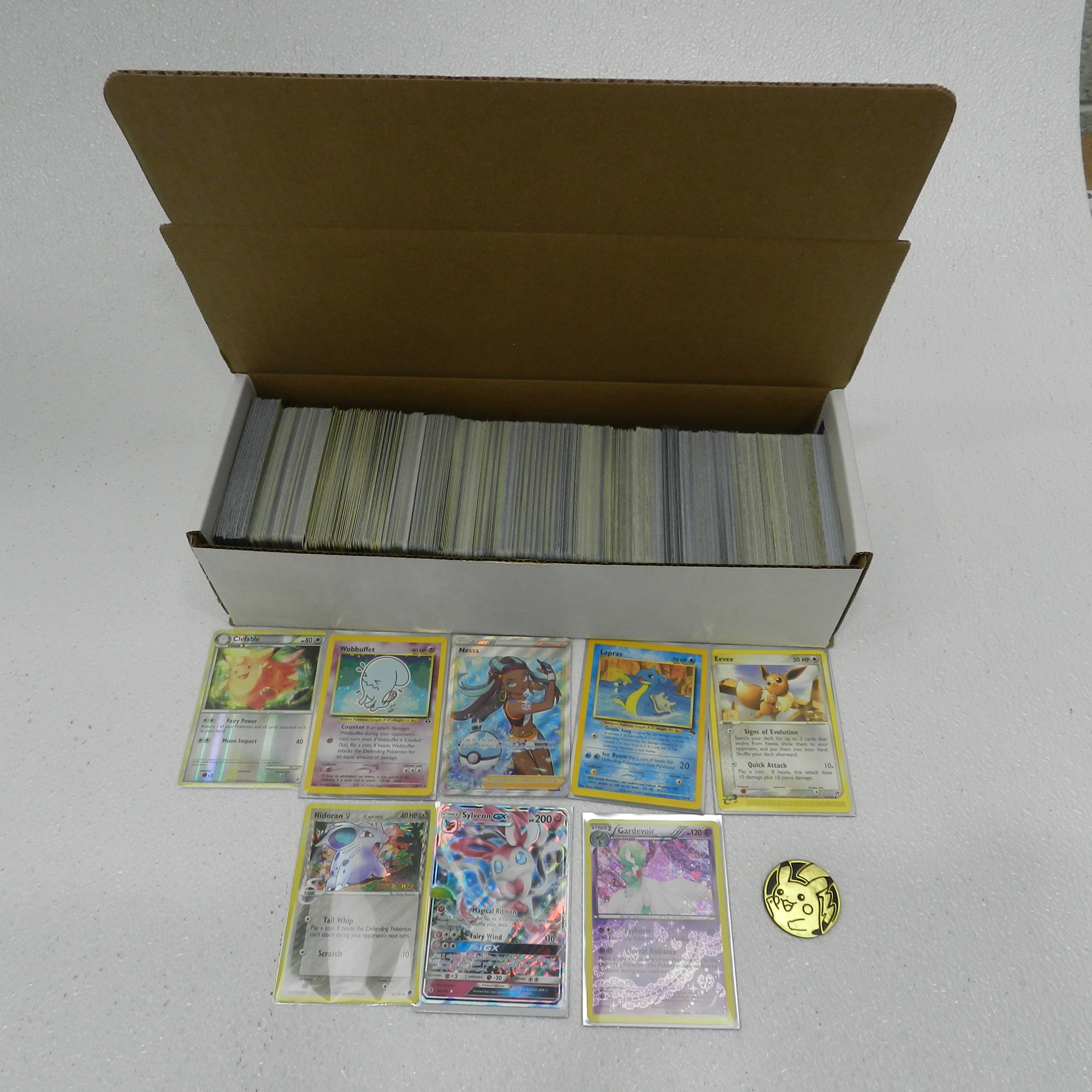 Buy the 4.1 Pounds of Pokémon Cards Bulk w/ Holofoils & Rares ...