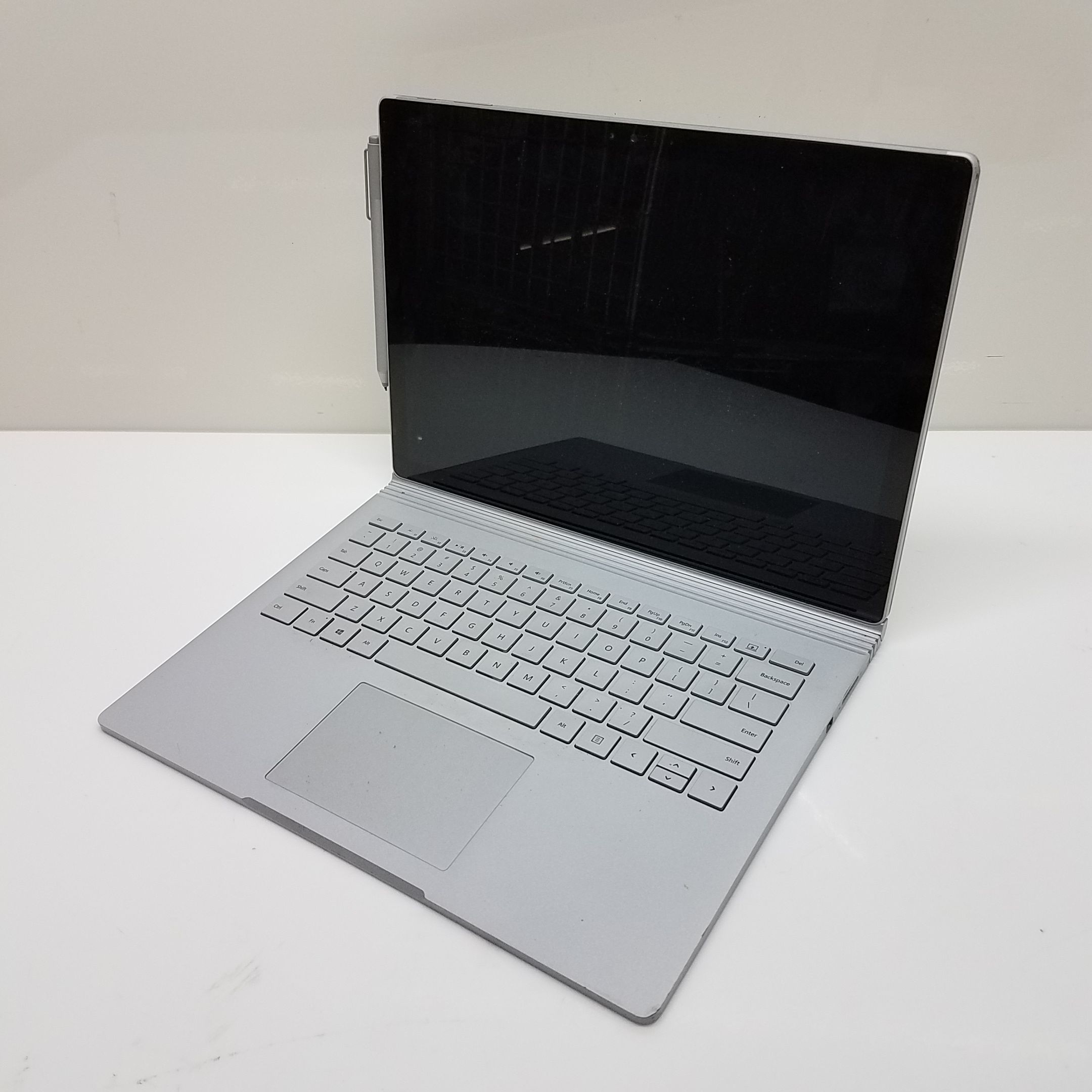 Buy the Microsoft Surface Book 13 inch Intel i5-6600U 2.60GHz 8GB