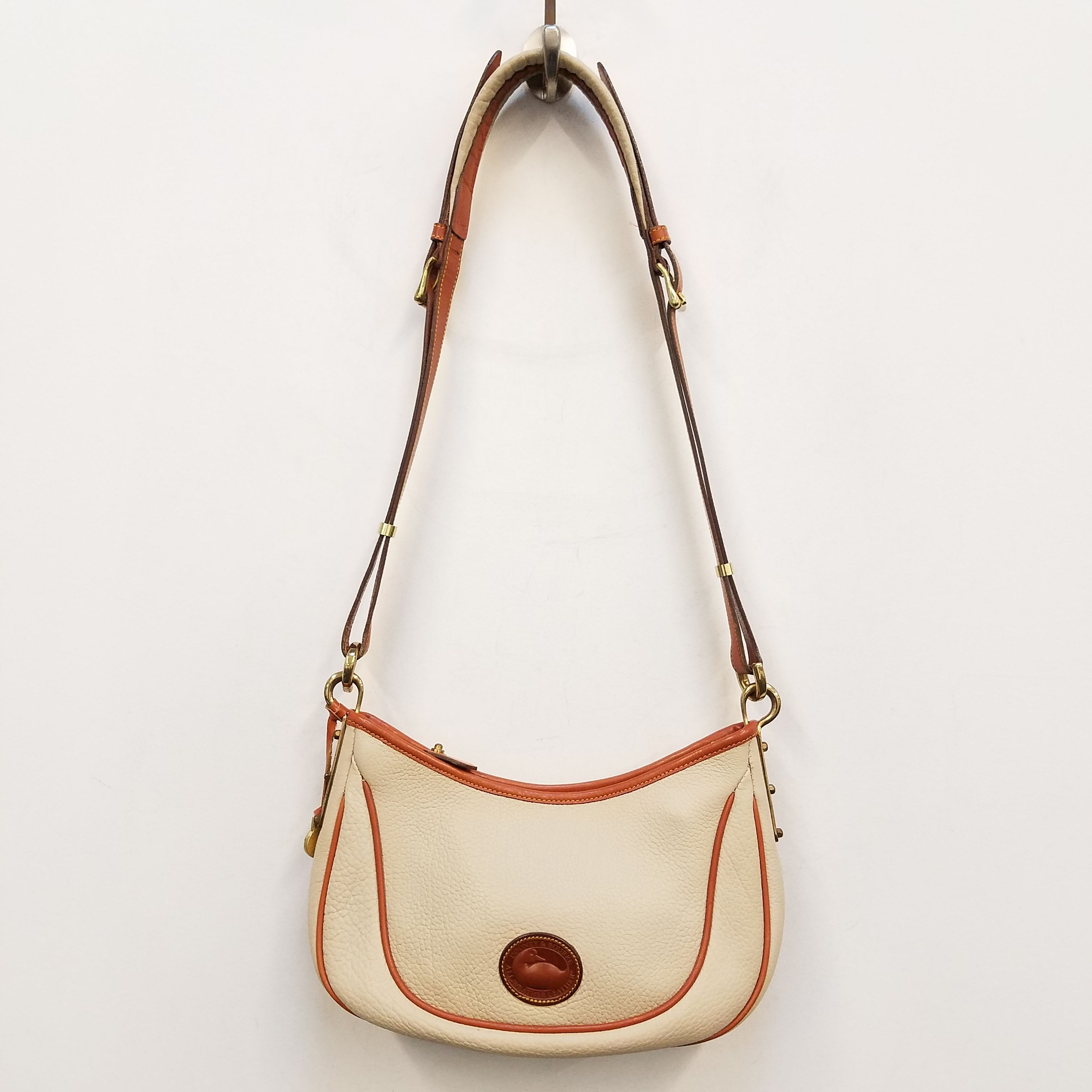 Dooney & bourke crescent on sale tote