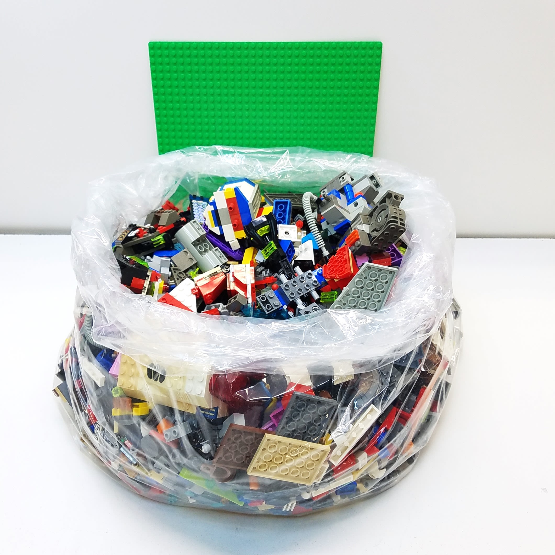 Buy the Lego Mixed Lot | GoodwillFinds