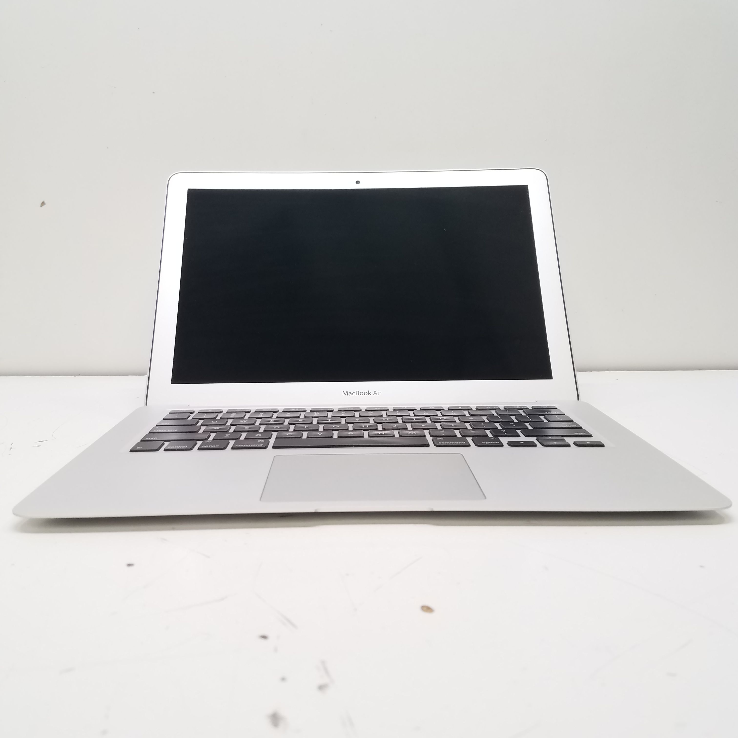 Buy Apple MacBook Air (13-in, A1466) - Wiped - for USD 100.00 |  GoodwillFinds