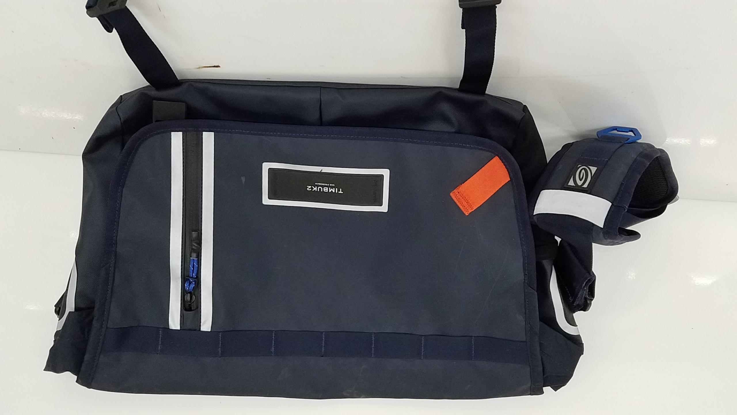 Buy the TImbuk2 San Francisco Messenger Bag About 21 Liters GoodwillFinds