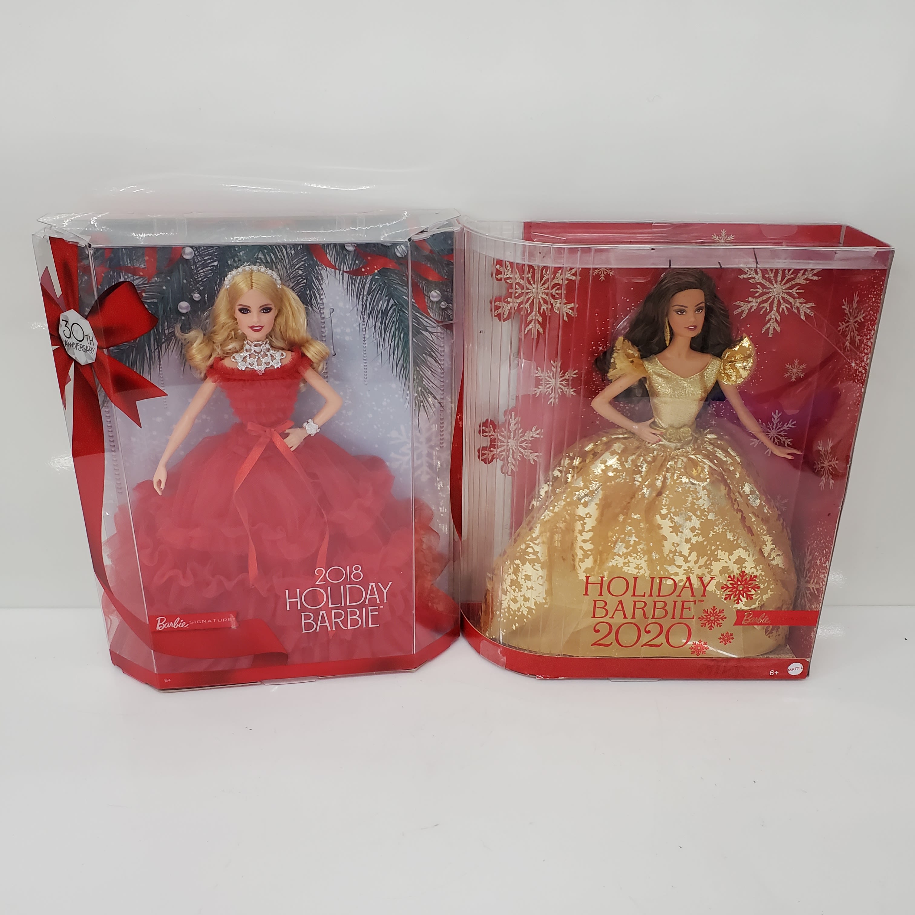 The Northwest Company Holiday Barbie Throws