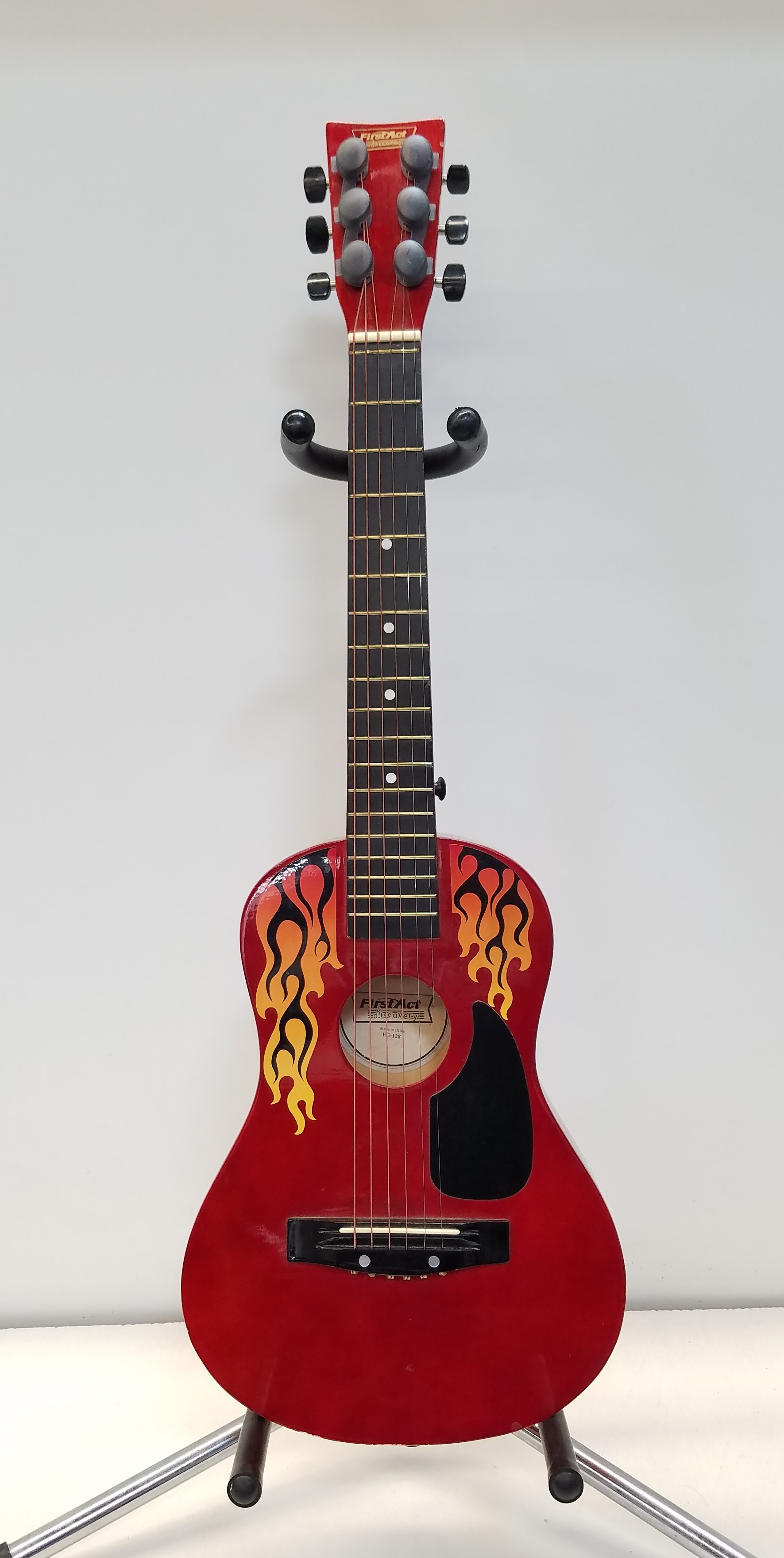 Buy the First Act Discovery Acoustic Guitar | GoodwillFinds