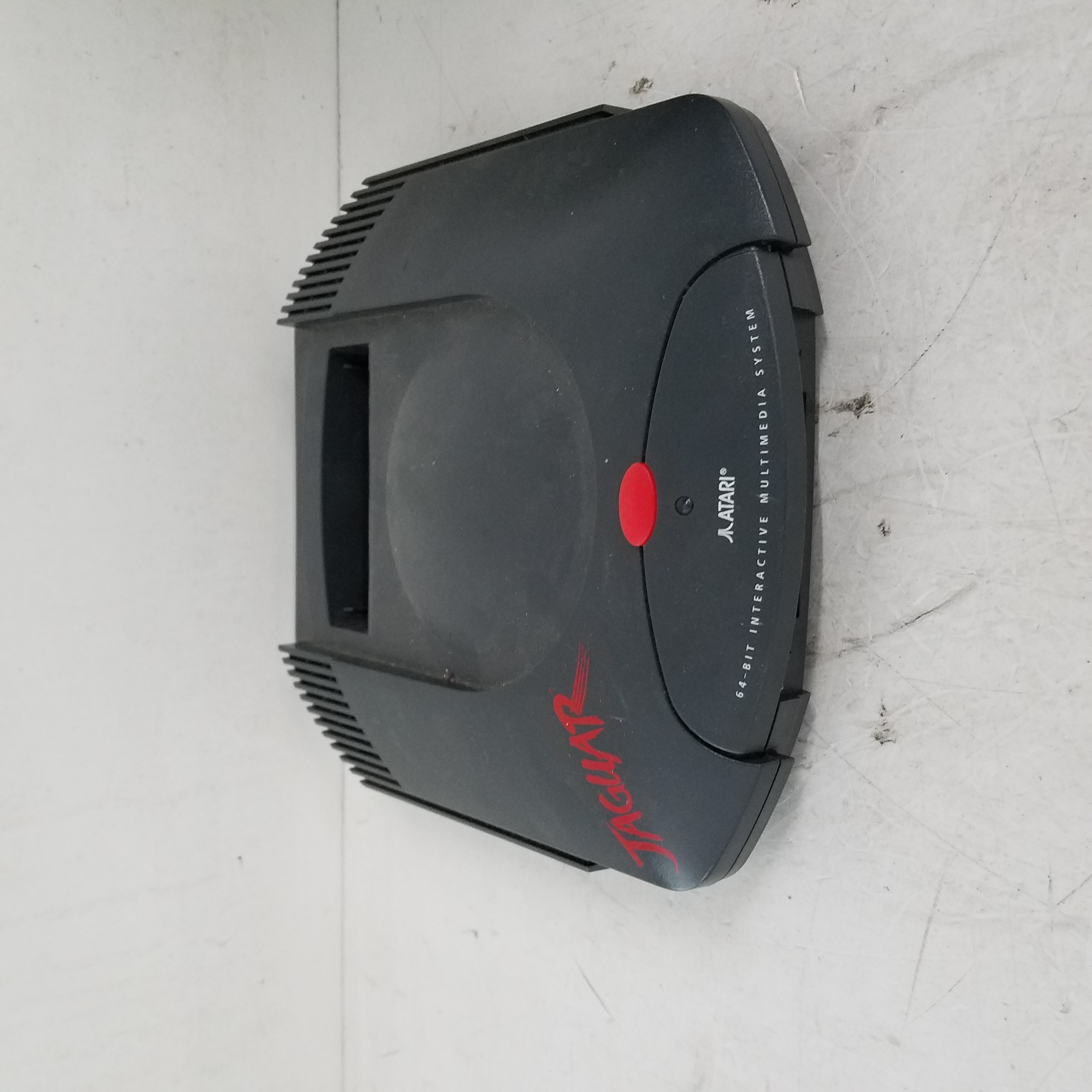 : Atari Jaguar Game Console