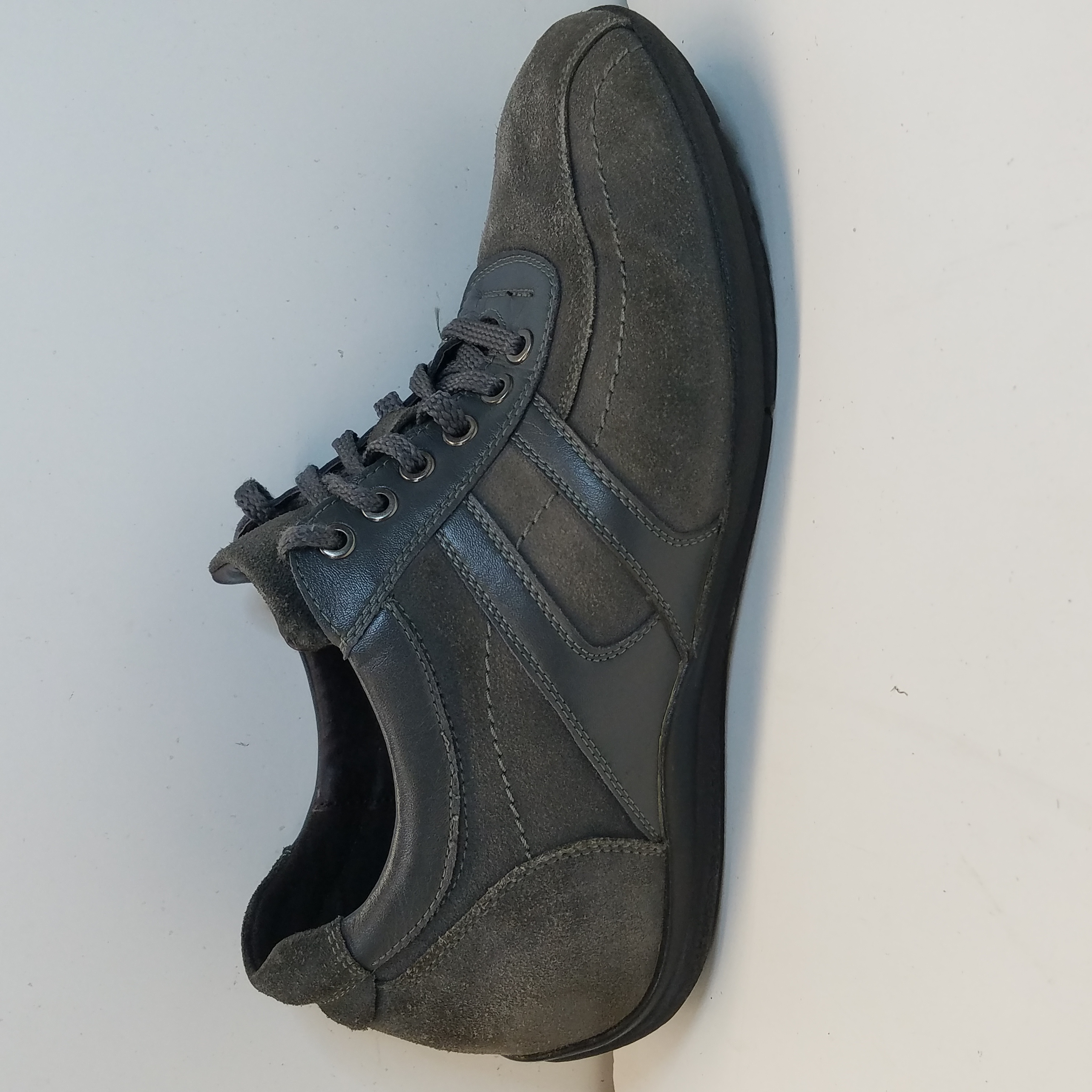 Buy the Calto Shoes Women's Size 10 | GoodwillFinds