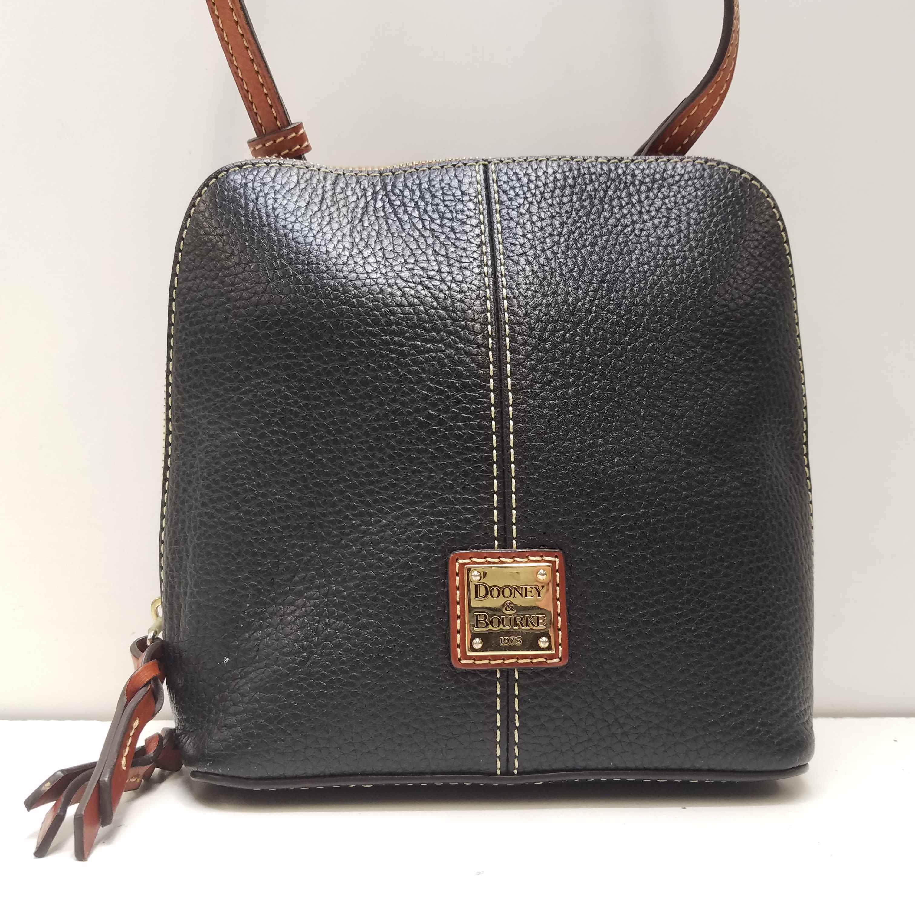 Dooney and bourke on sale pebble leather crossbody trixie