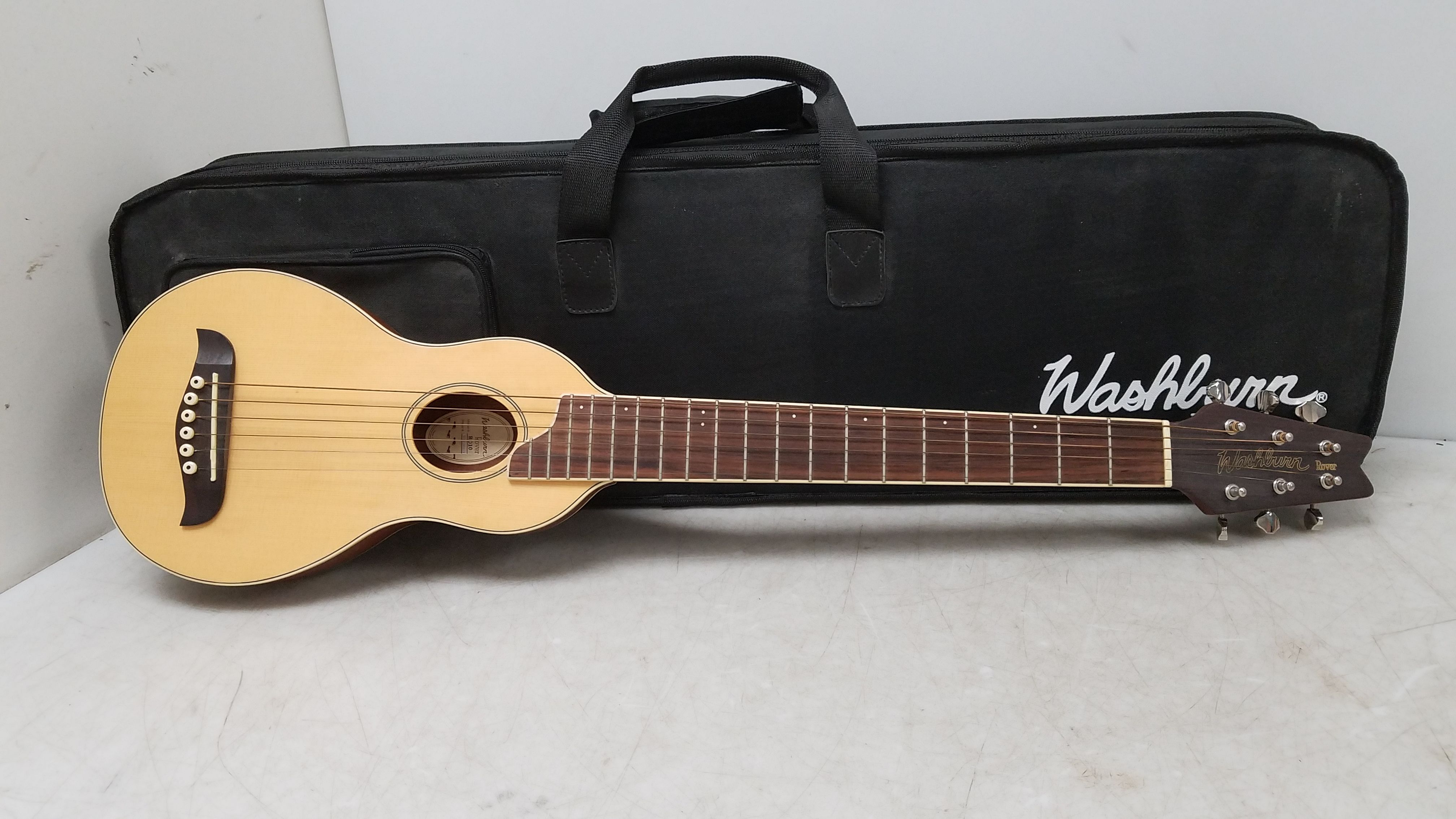 Washburn deals travel guitar