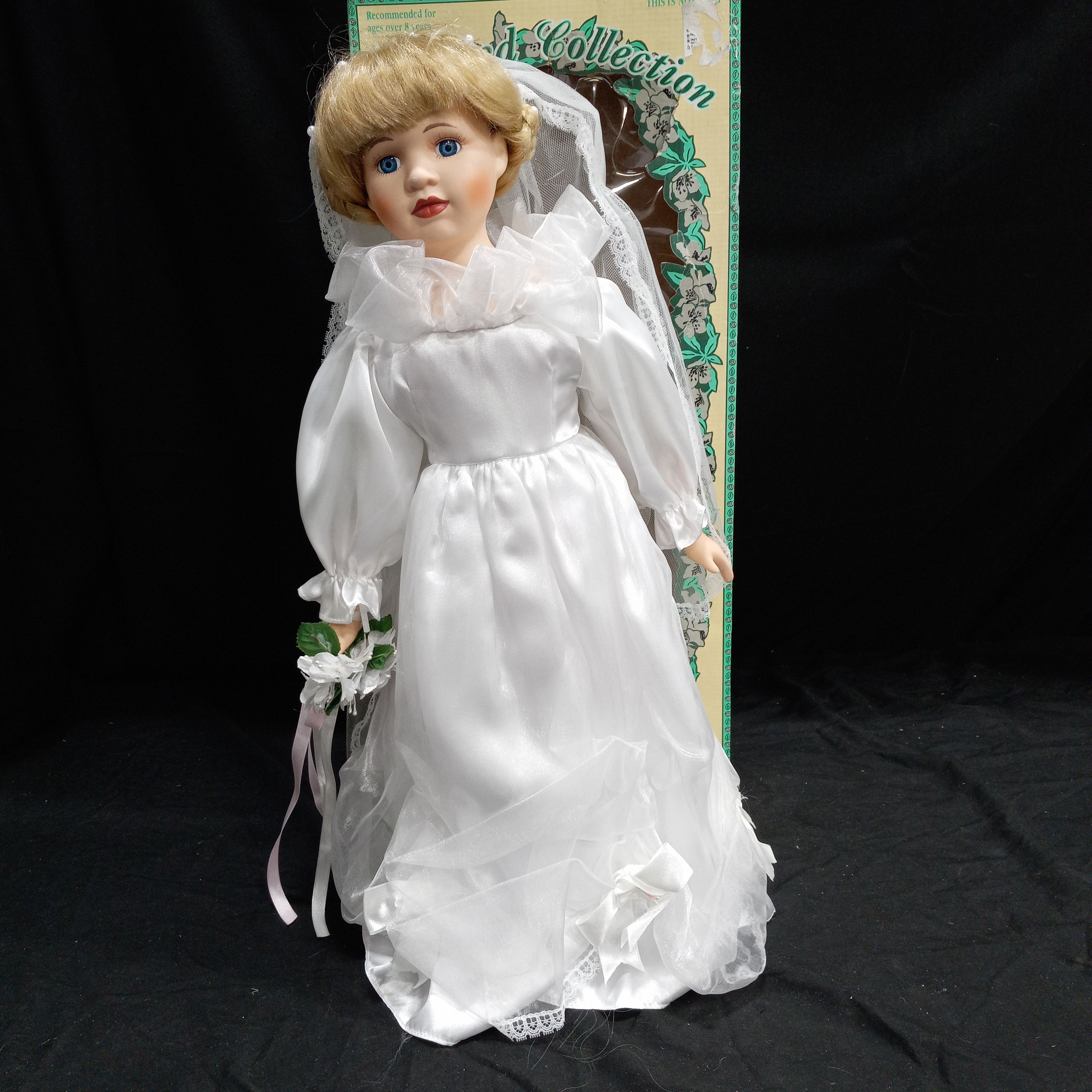 Le cheri cheap porcelain dolls