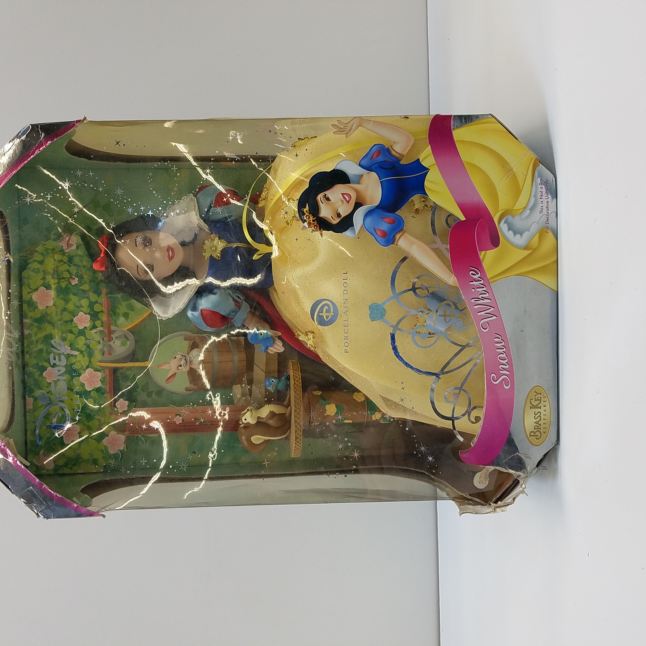 Buy The Brass Key Keepsakes Disney Snow White Porcelain 16 Doll Goodwillfinds 