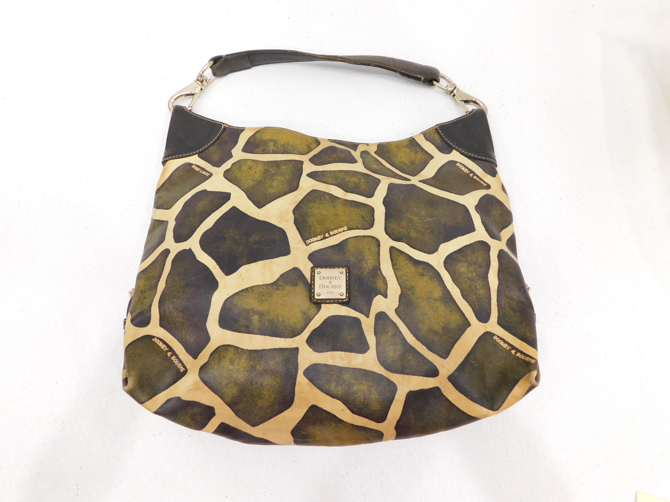 Dooney & bourke hot sale giraffe print handbag