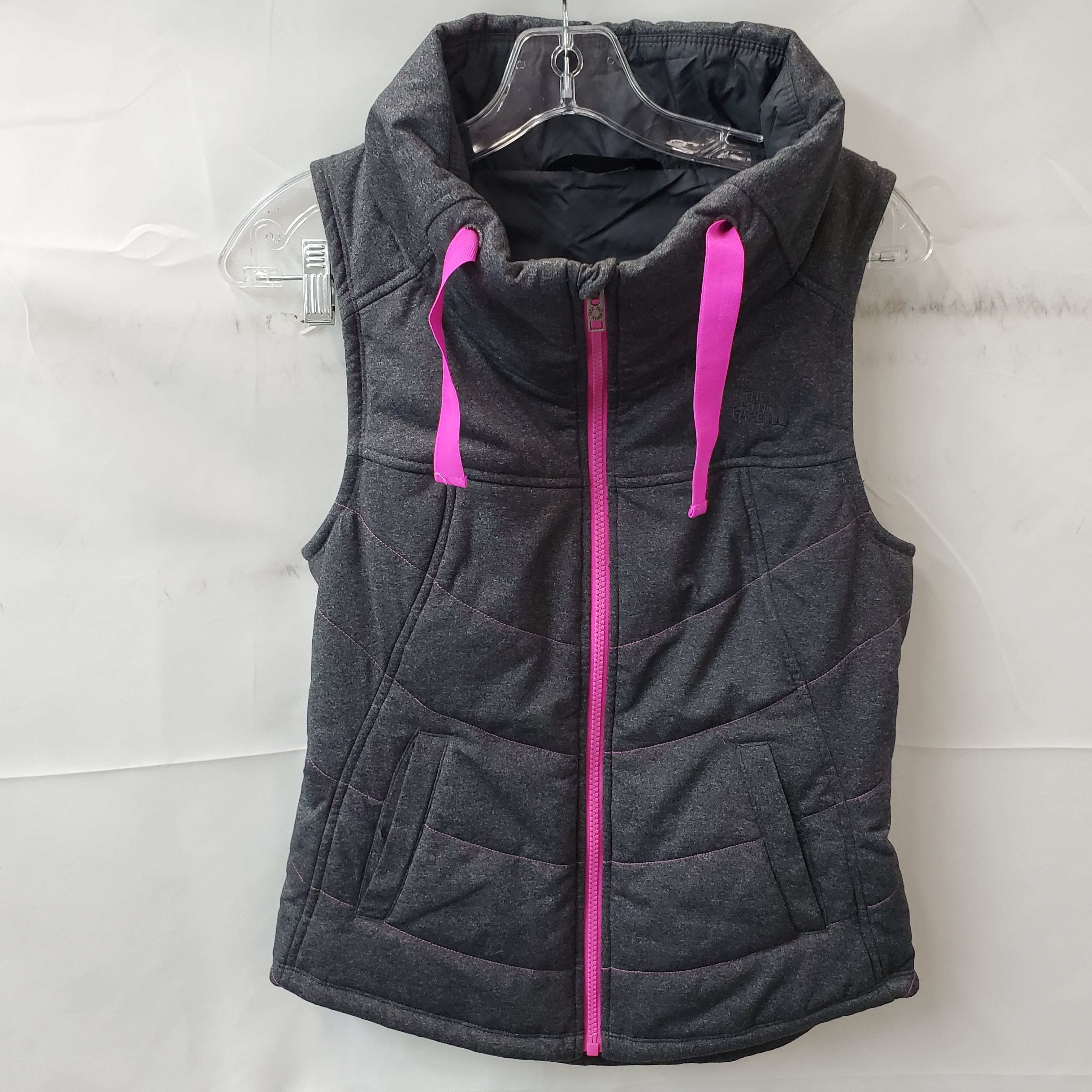 Buy The North Face Women's Grey/Pink Vest Size XS for USD 19.99 |  GoodwillFinds