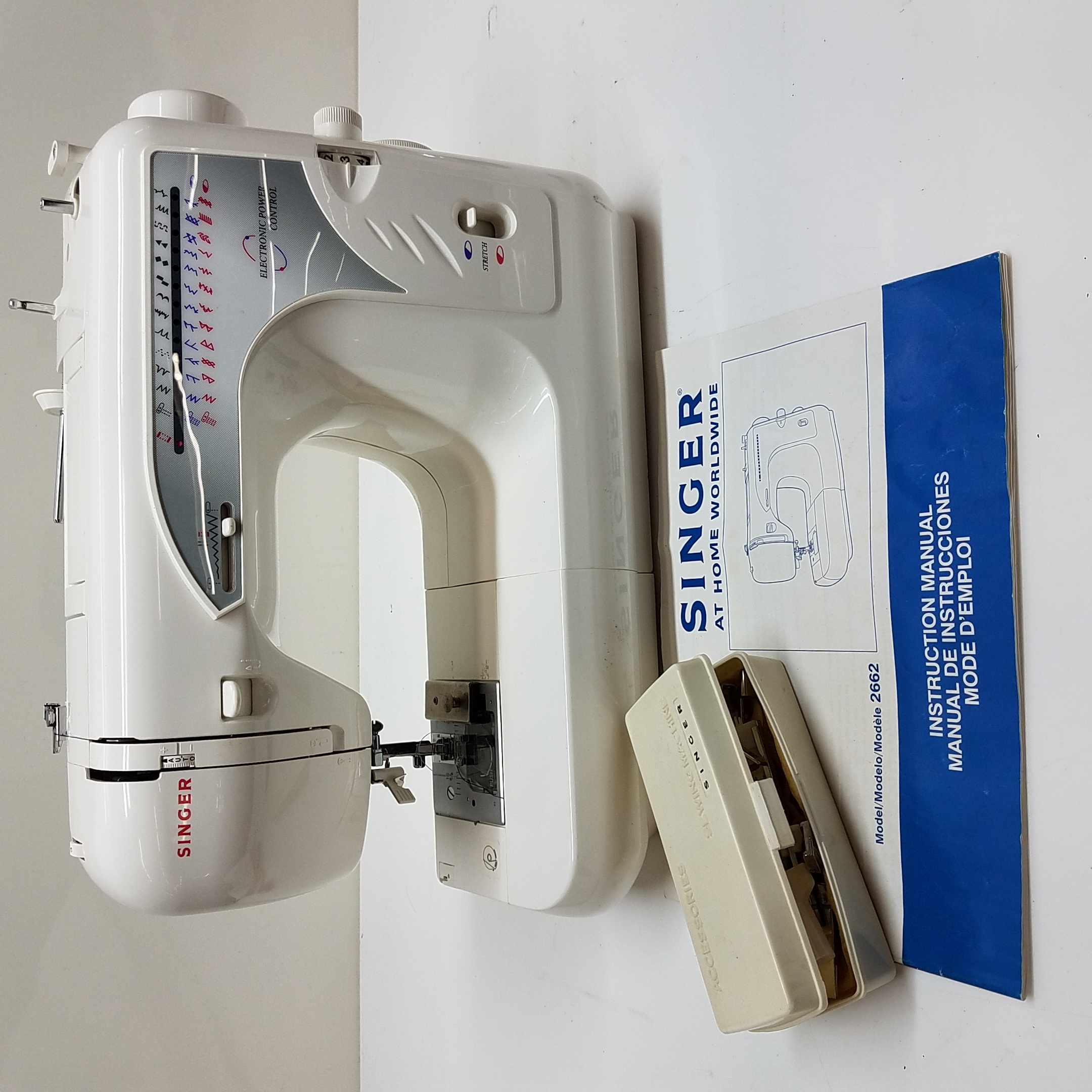 Buy the Singer Sewing Machine w/Cover Untested Parts/Repair | GoodwillFinds