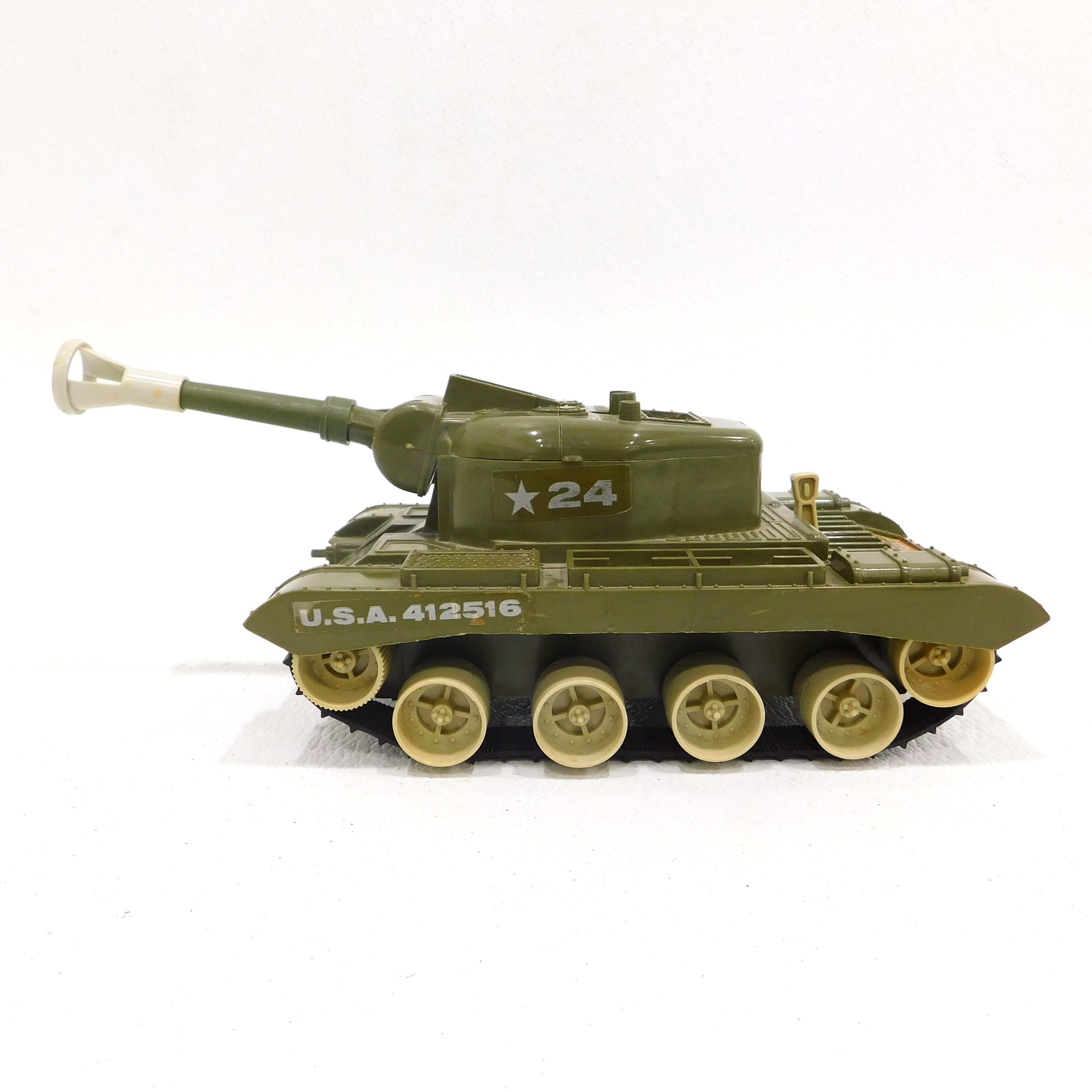 Remco sales bulldog tank