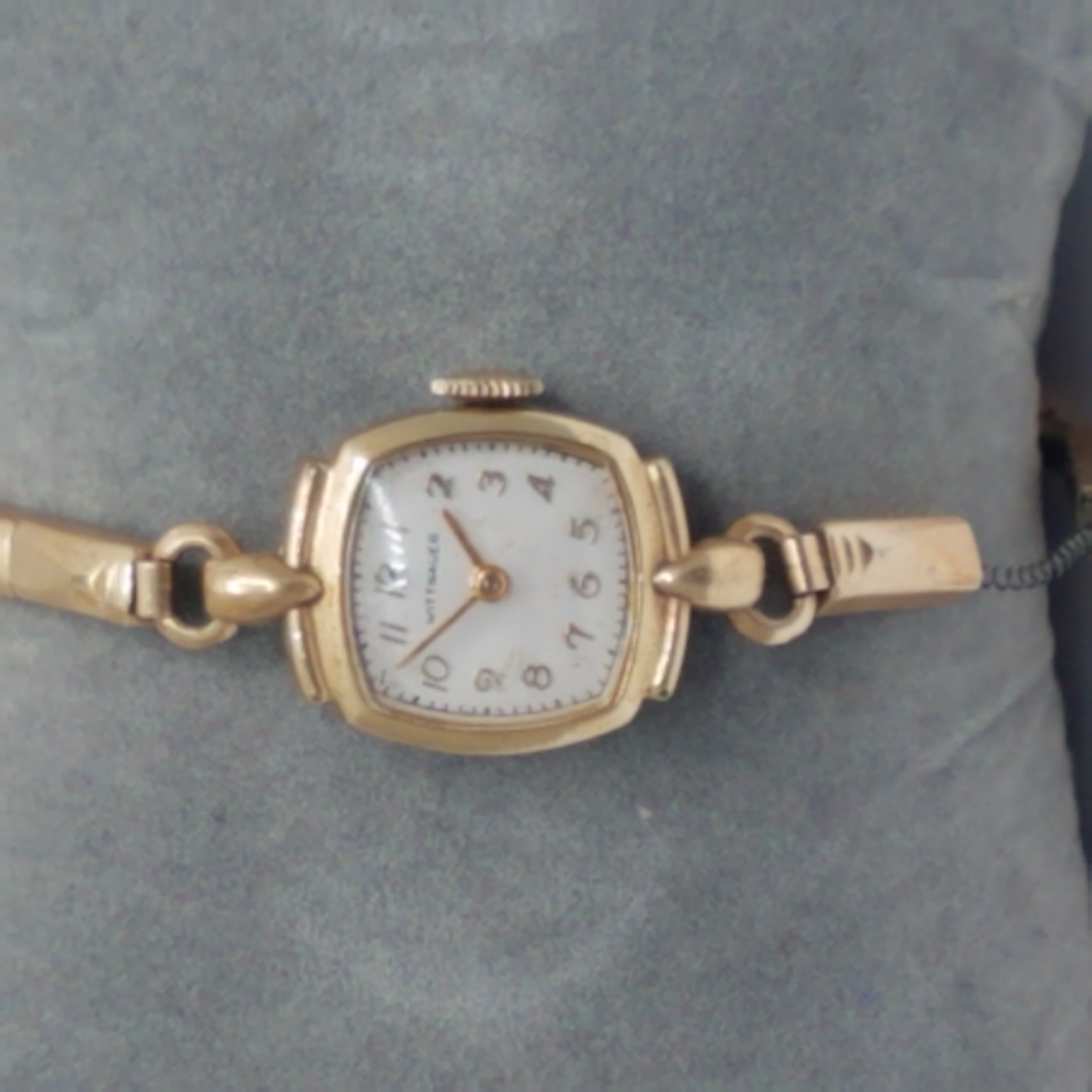 Wittnauer 10k hotsell gold filled watch