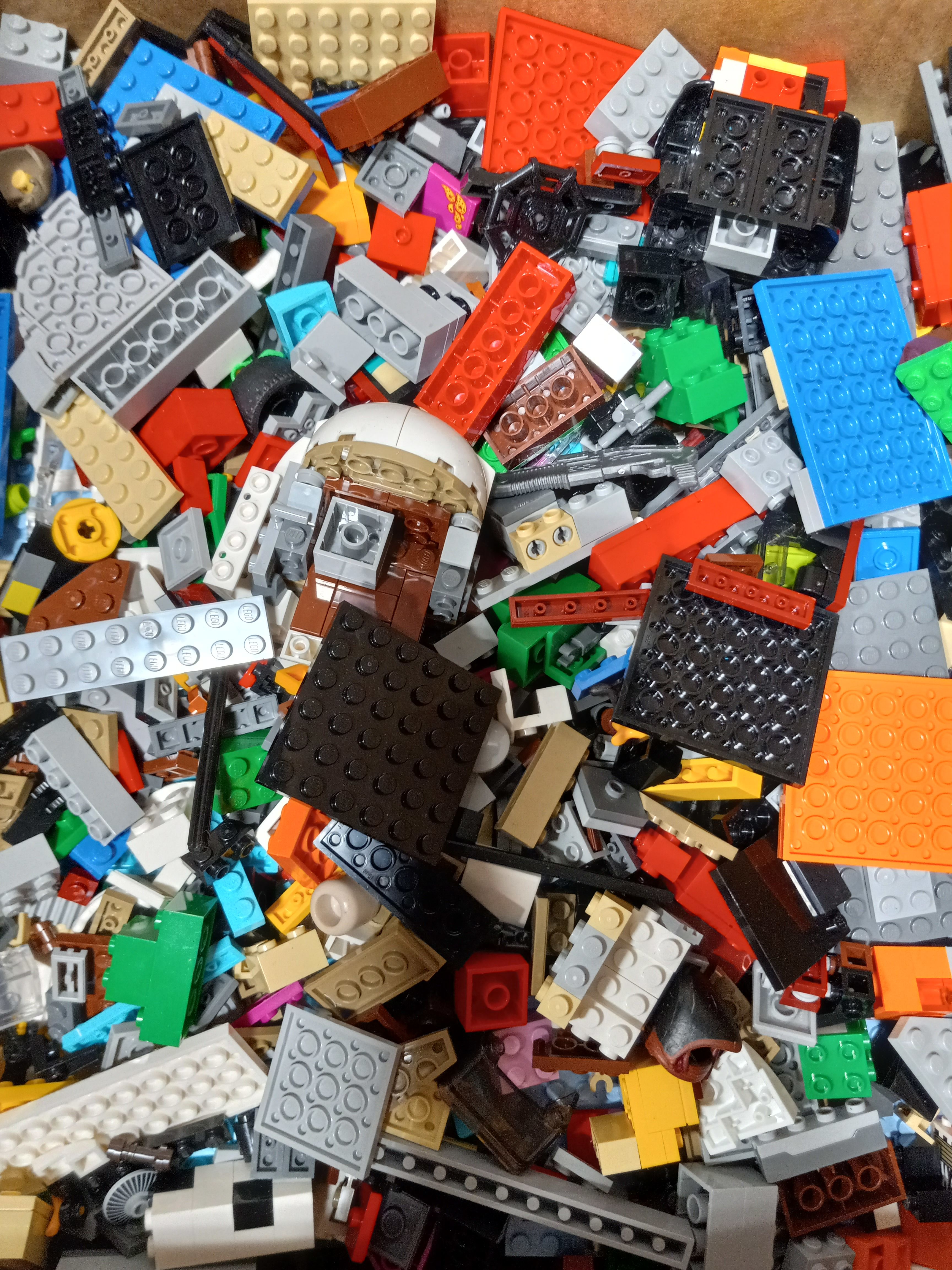 Buy the 9lbs Bulk Lego Building Blocks | GoodwillFinds