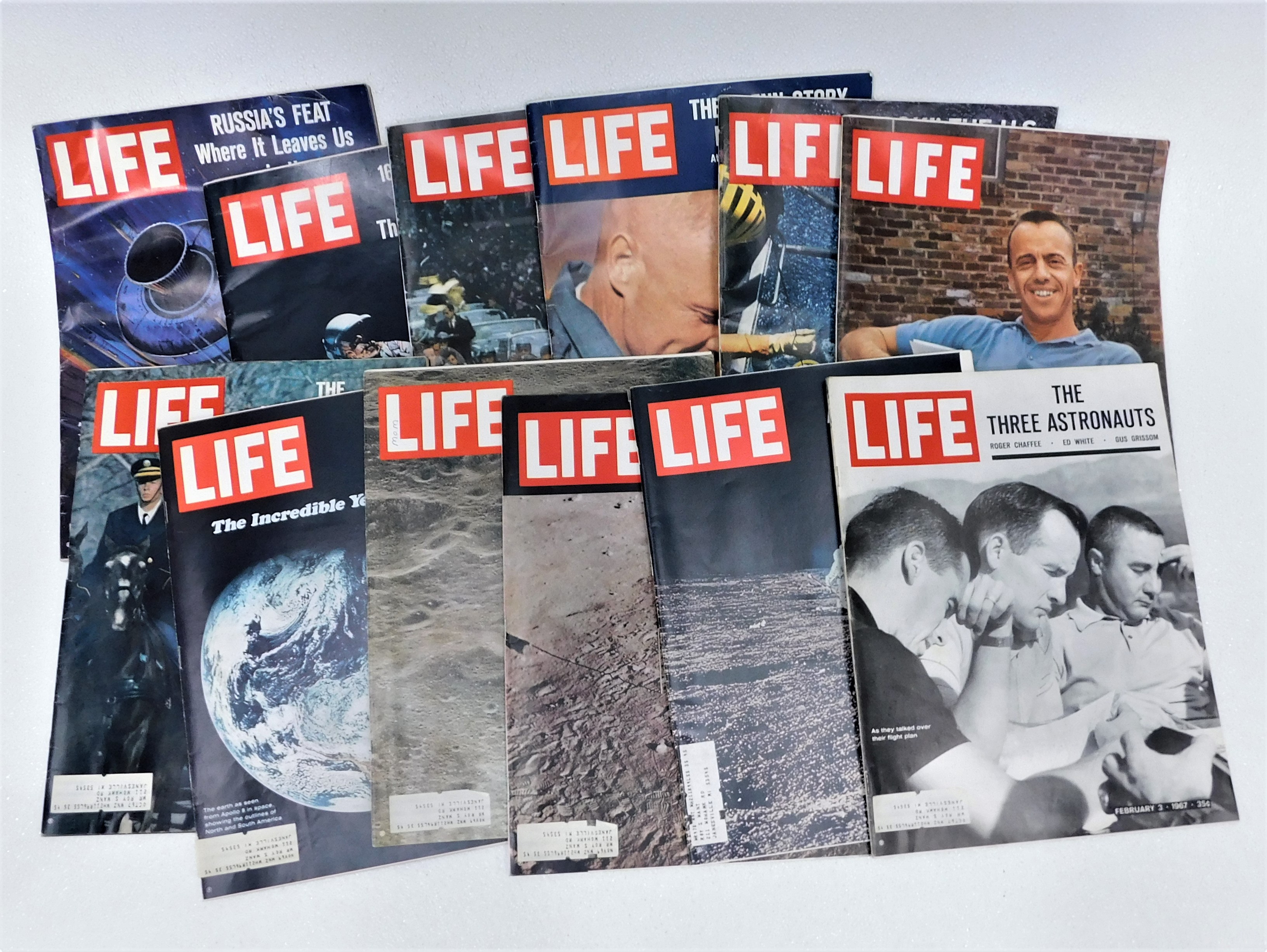 Buy the Lot of 12 Life Magazines Space Race 1960's Issues | GoodwillFinds