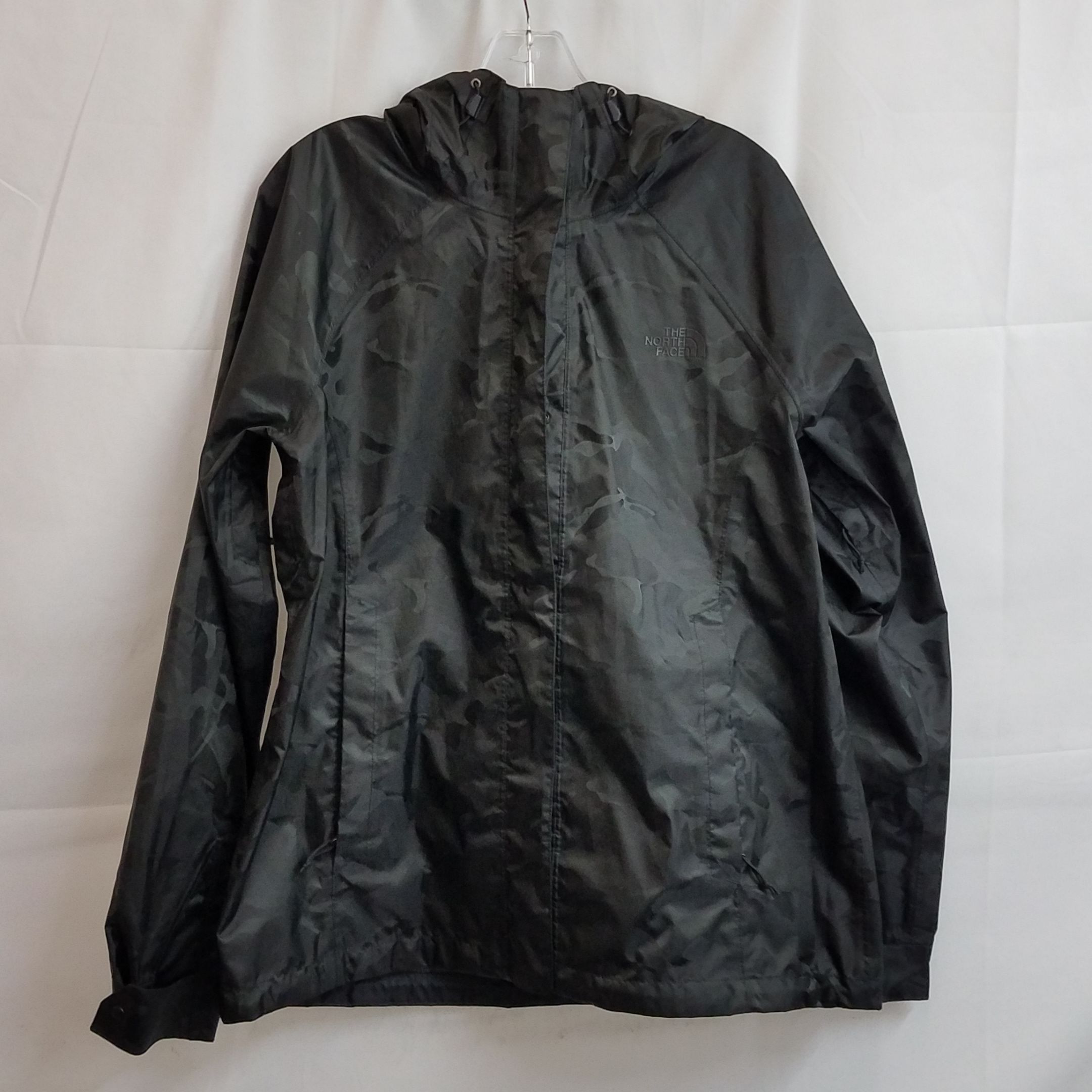 Buy the North Face Raincoat Large | GoodwillFinds