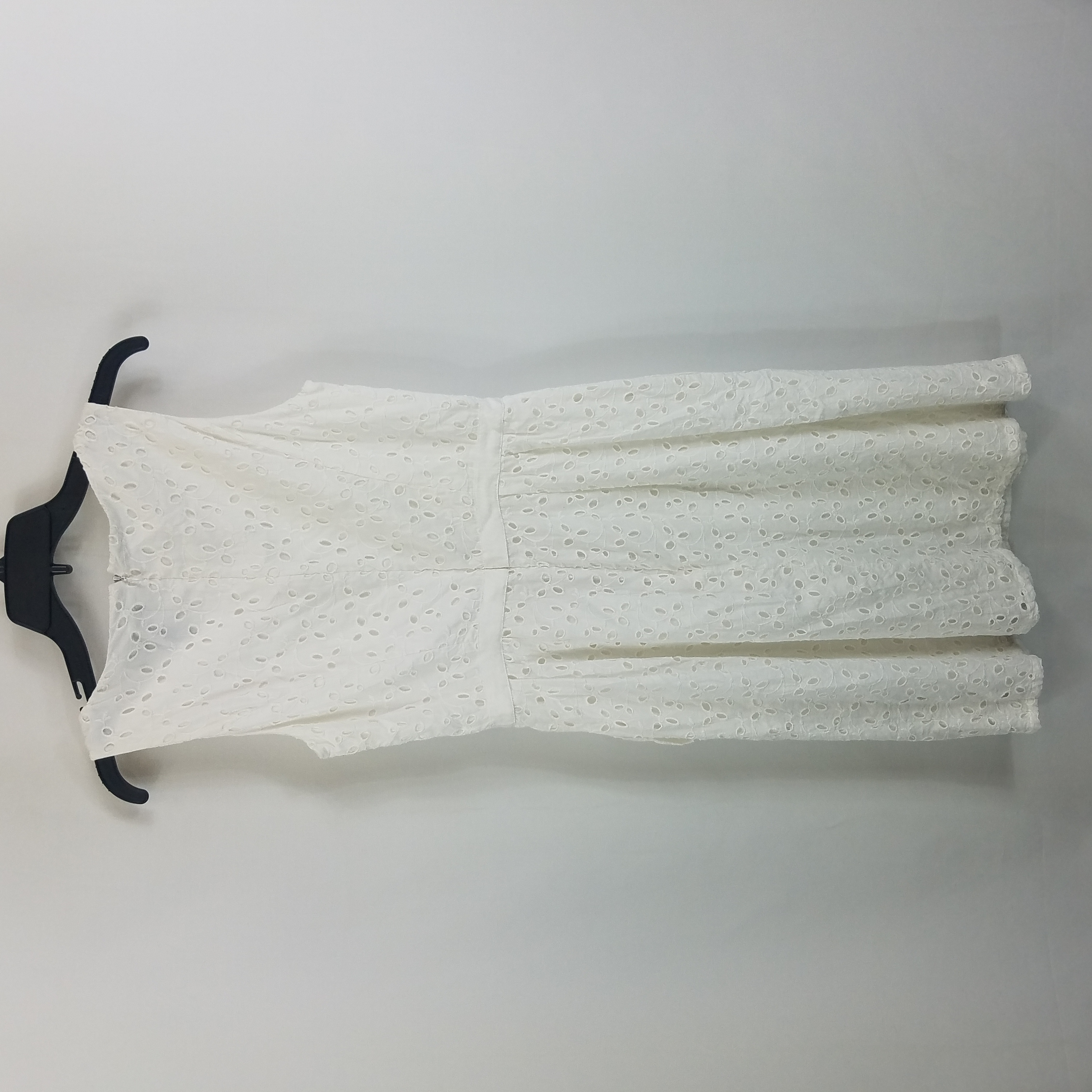 Buy the Lauren By Ralph Lauren Eyelet Dress 6 White | GoodwillFinds