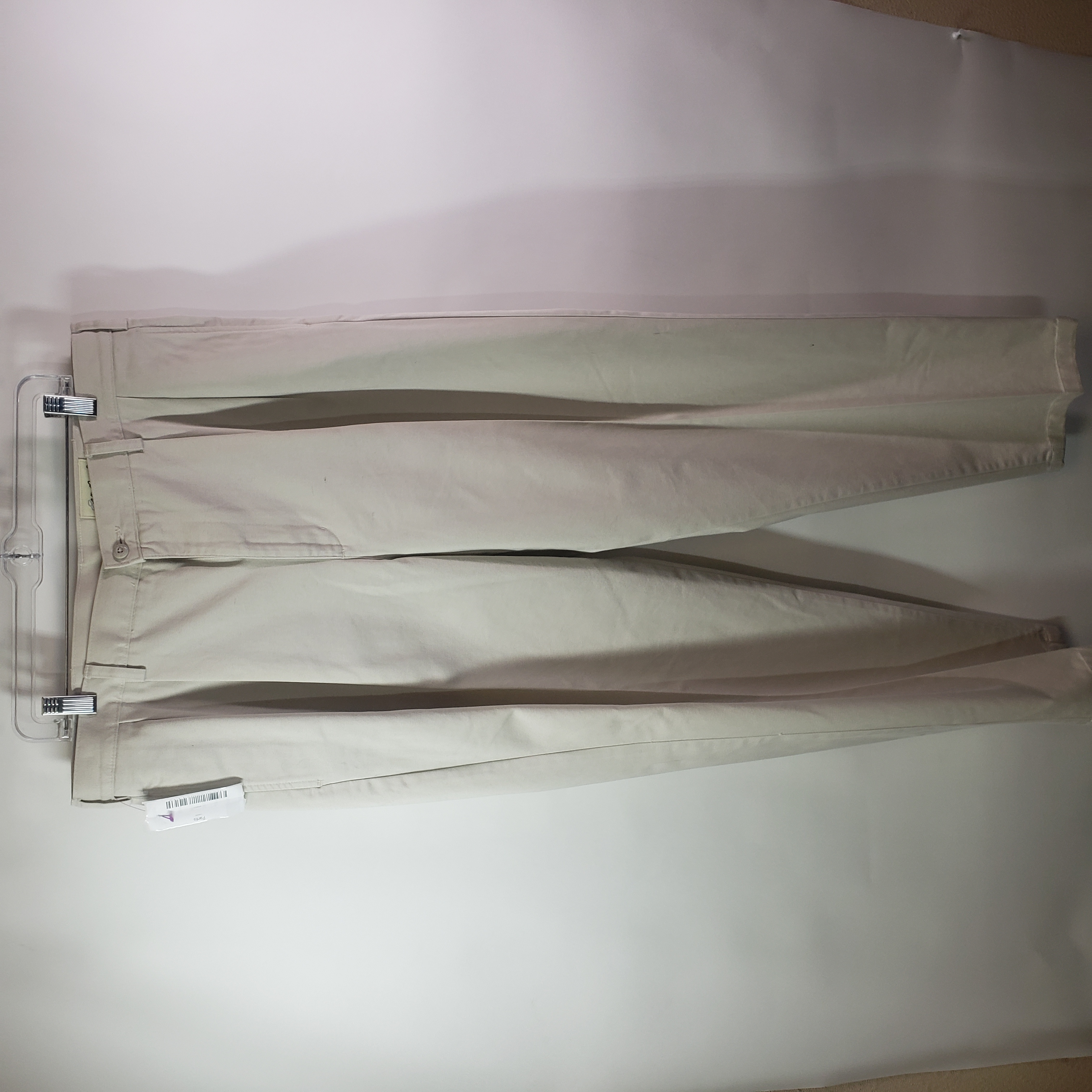 Buy the Men's Pleated Khaki Pants Size 38x34 | GoodwillFinds