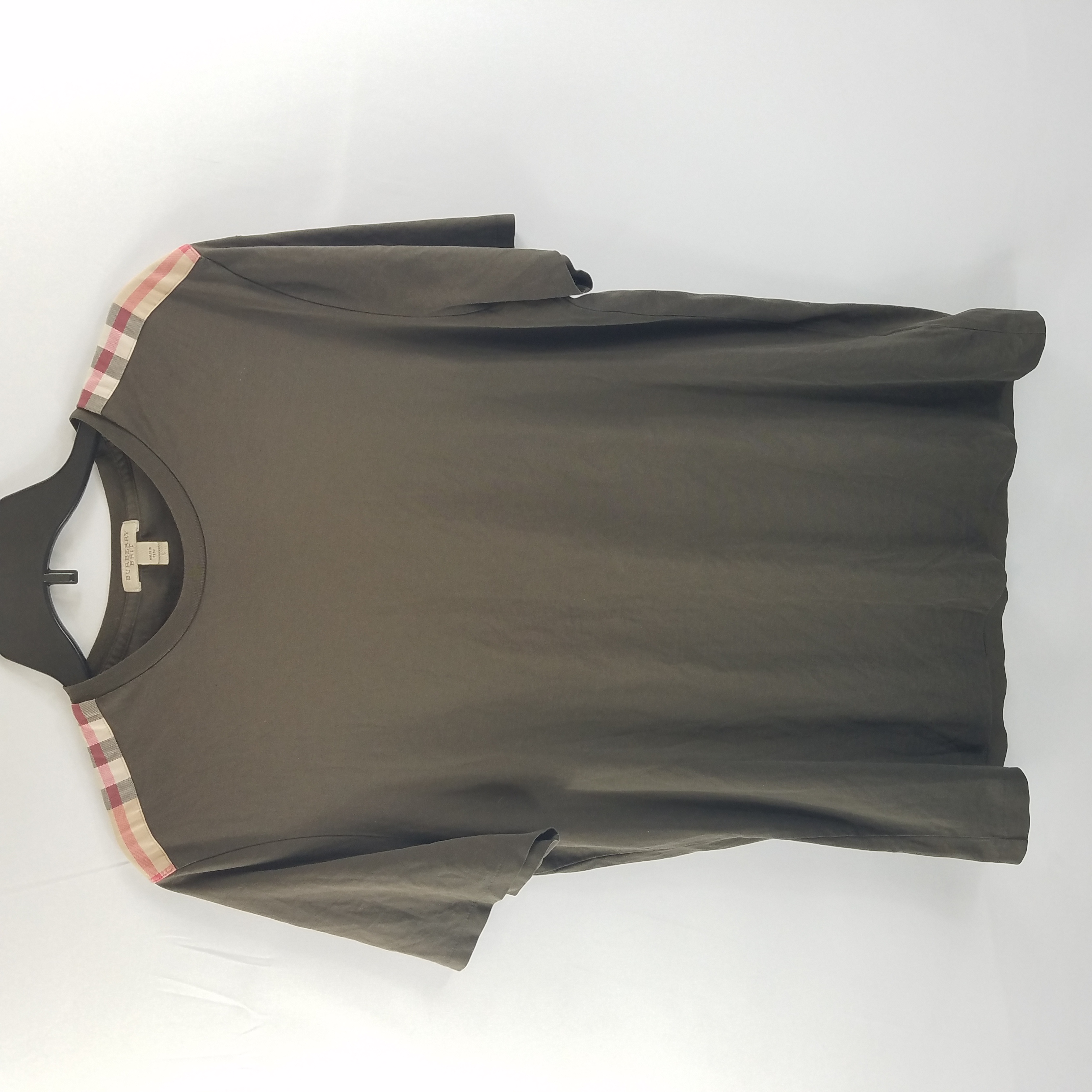Buy the Burberry Men Brown Plaid Shoulder T-Shirt L | GoodwillFinds
