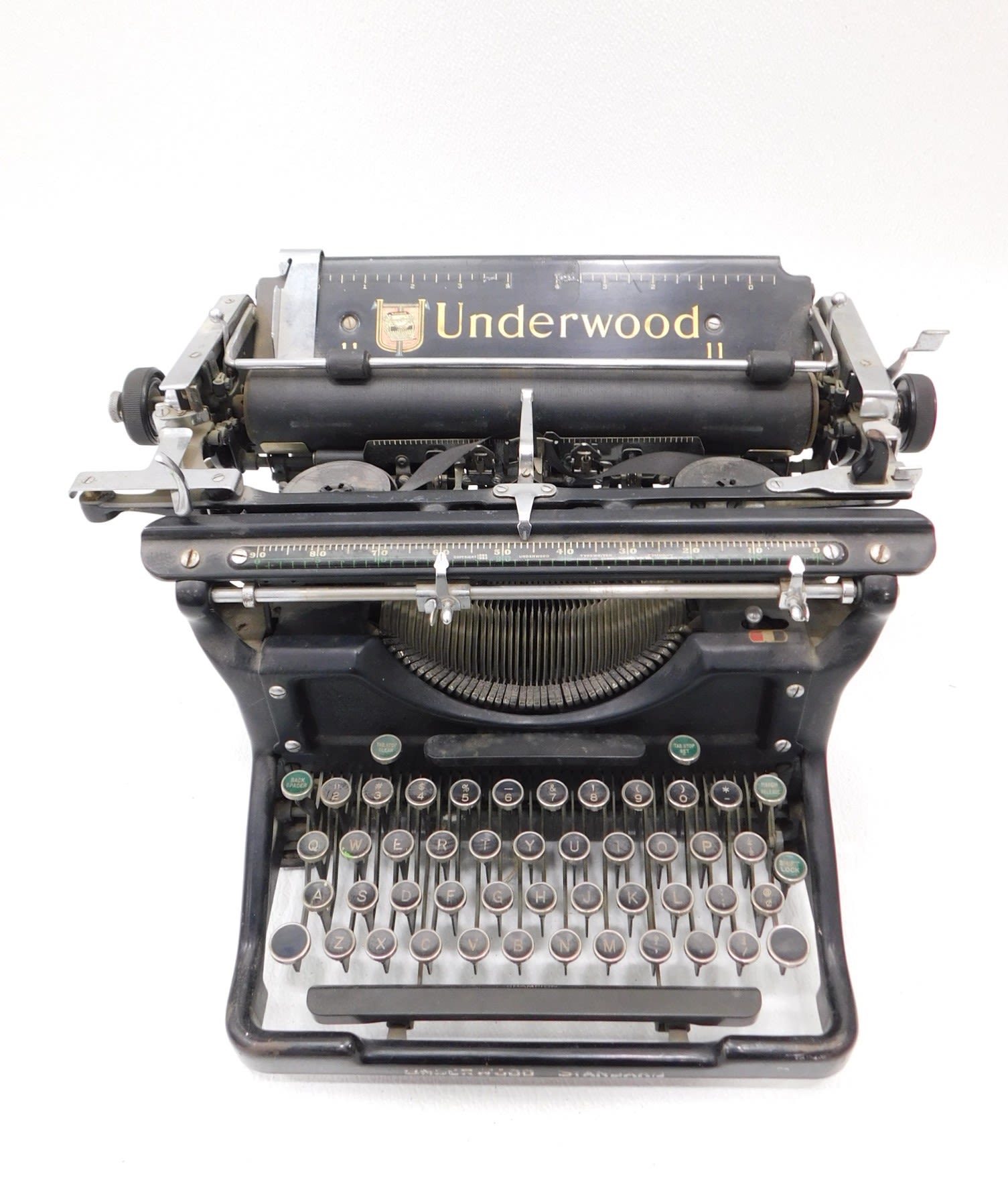 Buy the Antique Underwood Manual Typewriter | GoodwillFinds