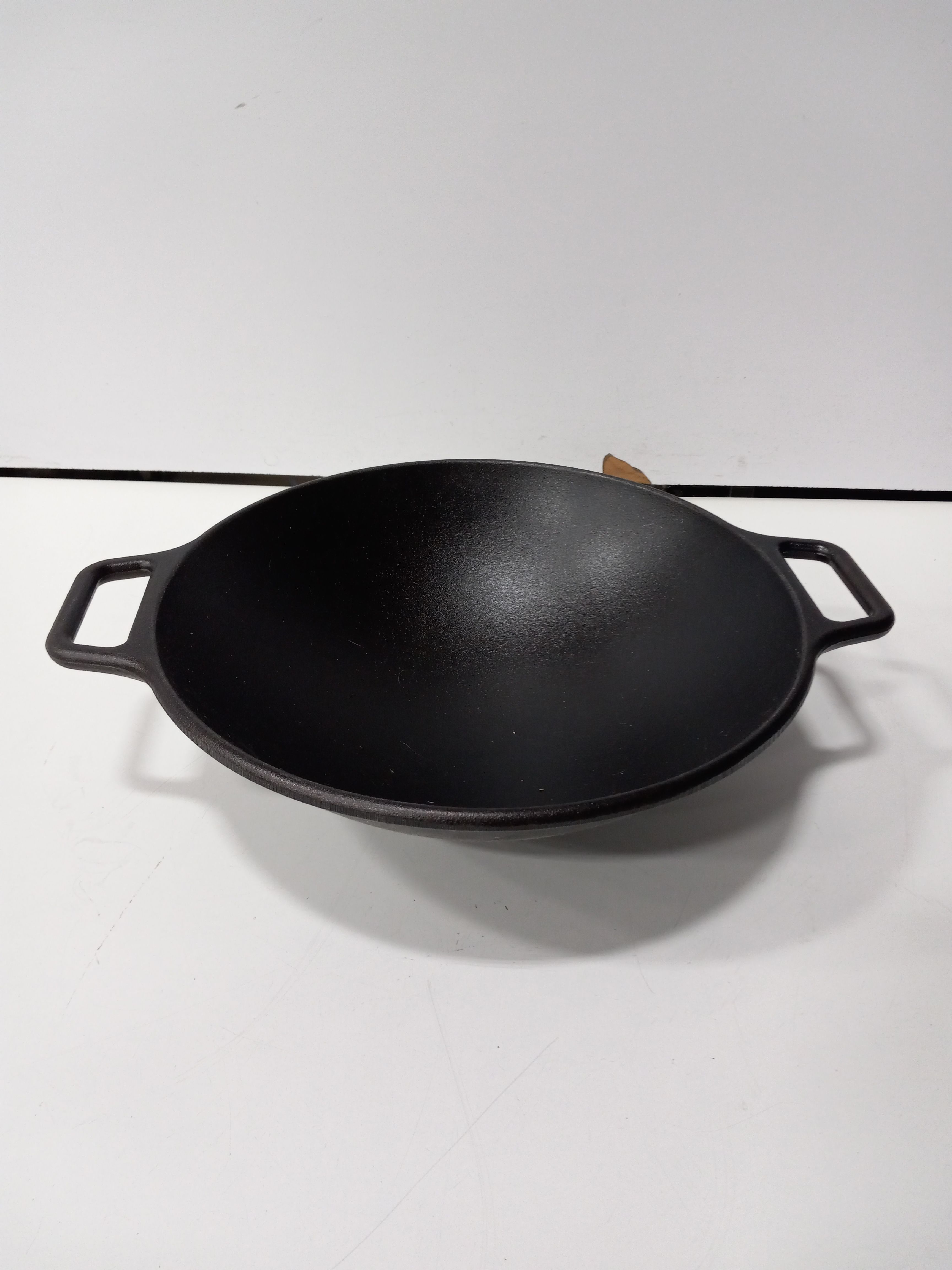 Buy the Lodge 14in Cast Iron Wok