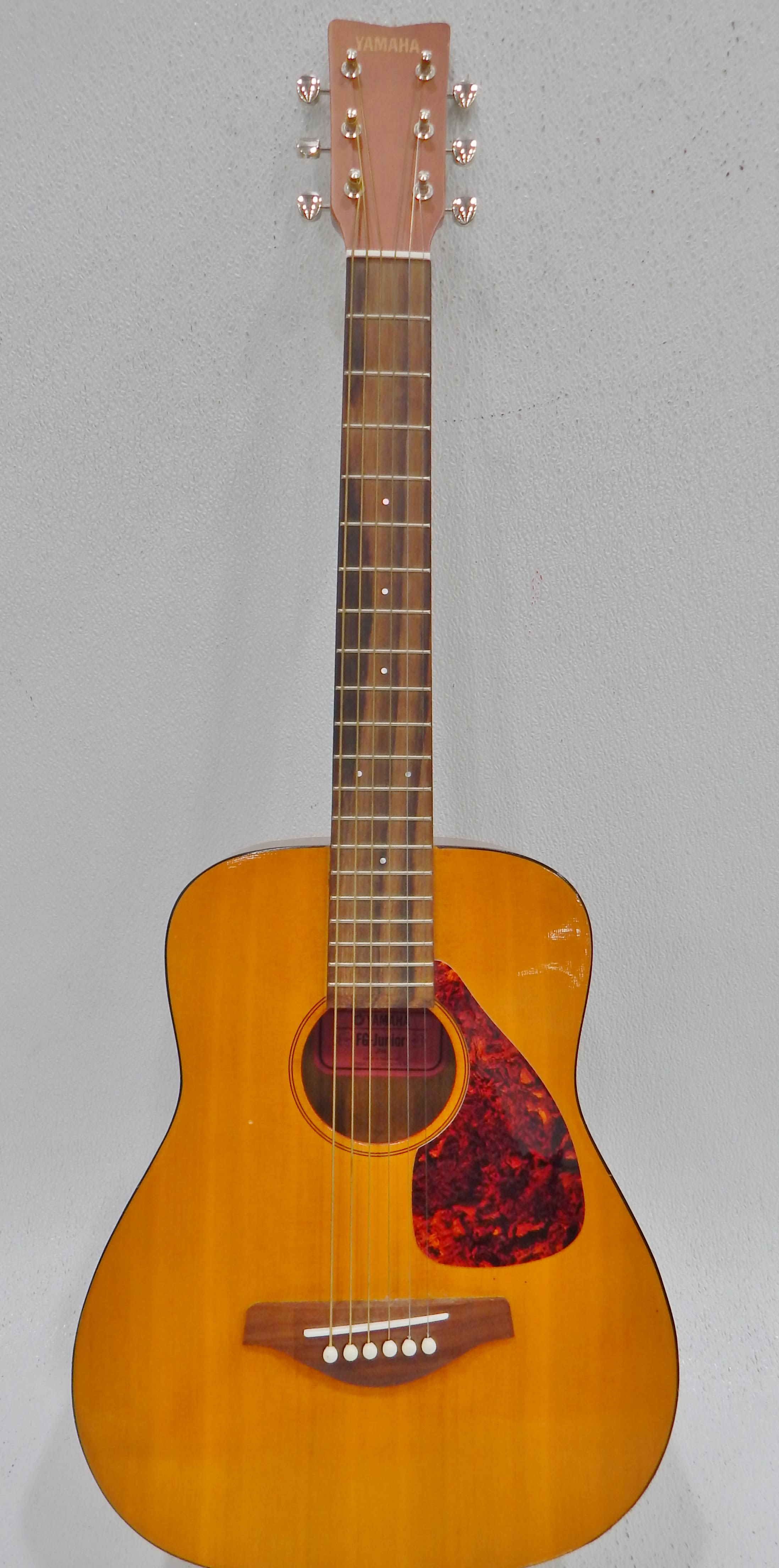 Yamaha junior on sale acoustic guitar