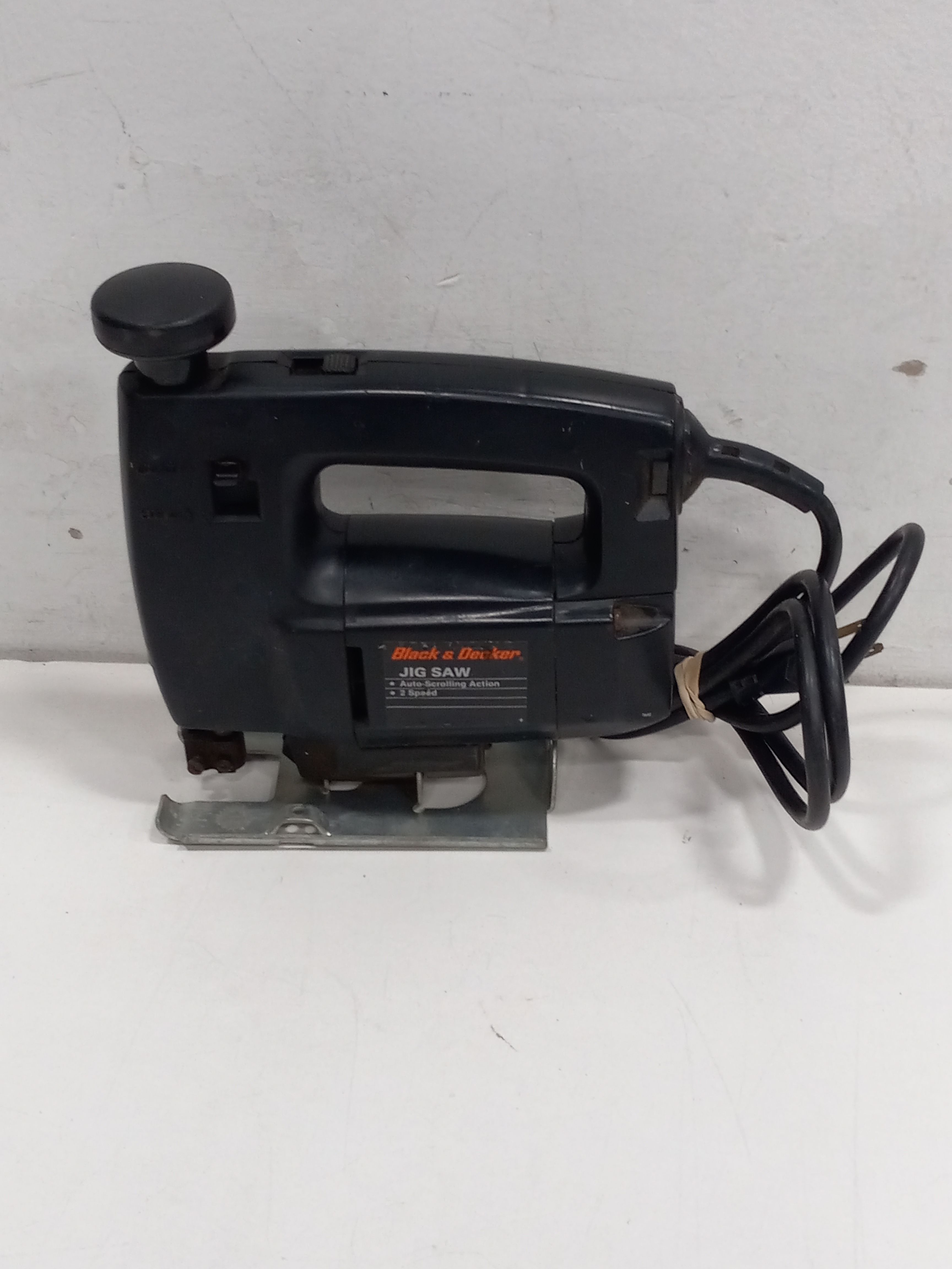 Buy the Black Decker Corded 2 Speed Jig Saw GoodwillFinds