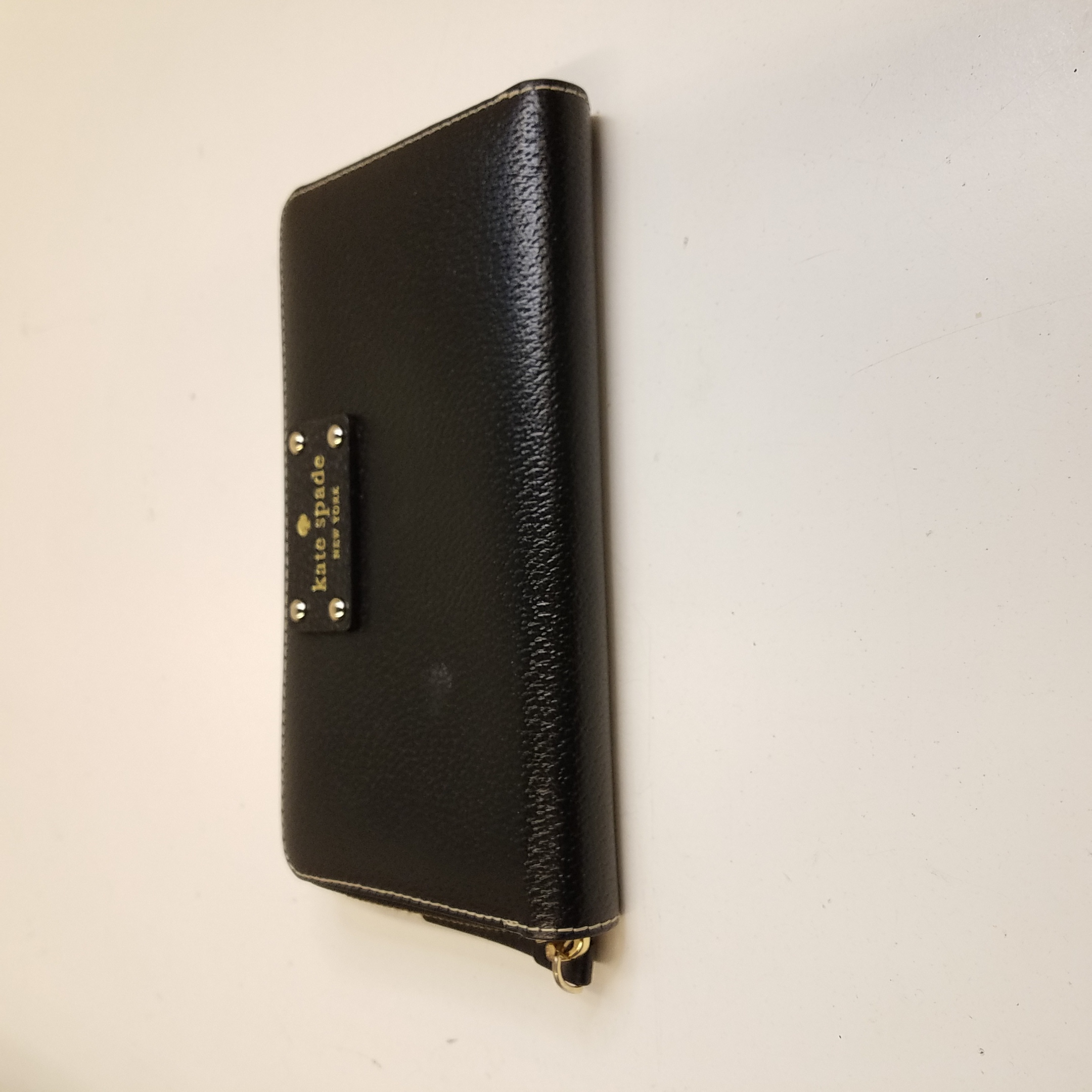 Buy the Kate Spade Zip Wallet Black | GoodwillFinds