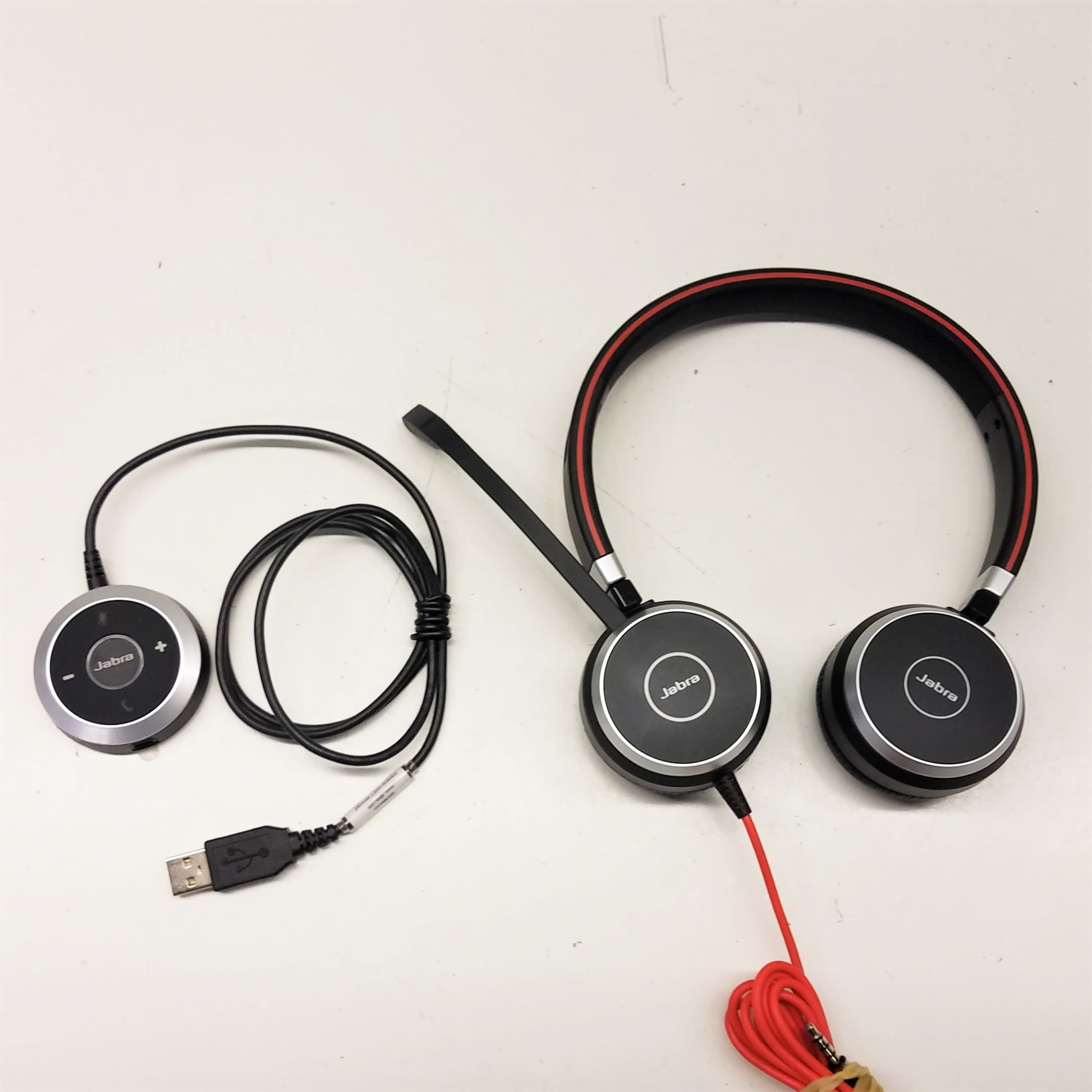 Buy the Jabra Evolve 40 HSC017 ENC010, Noise Cancelling Stereo On The Ear  Wired Headset with Soft Case