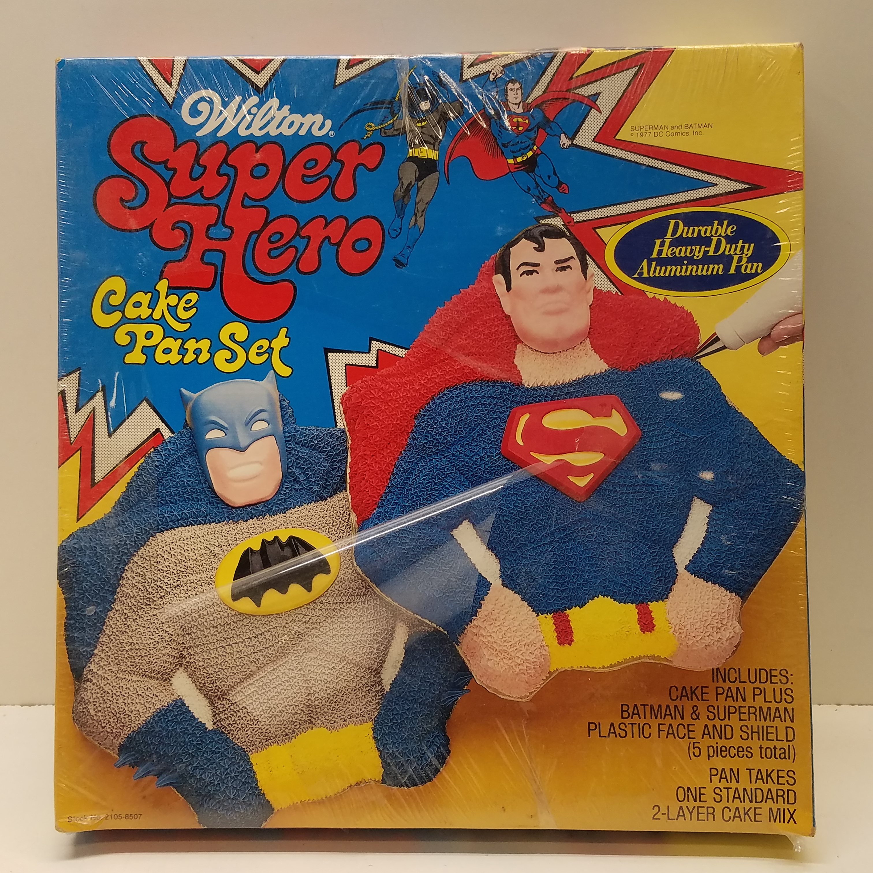 Buy the Vintage 1977 Wilton Super Hero Cake Pan Set Superman Batman Plastic  Face Shield | GoodwillFinds