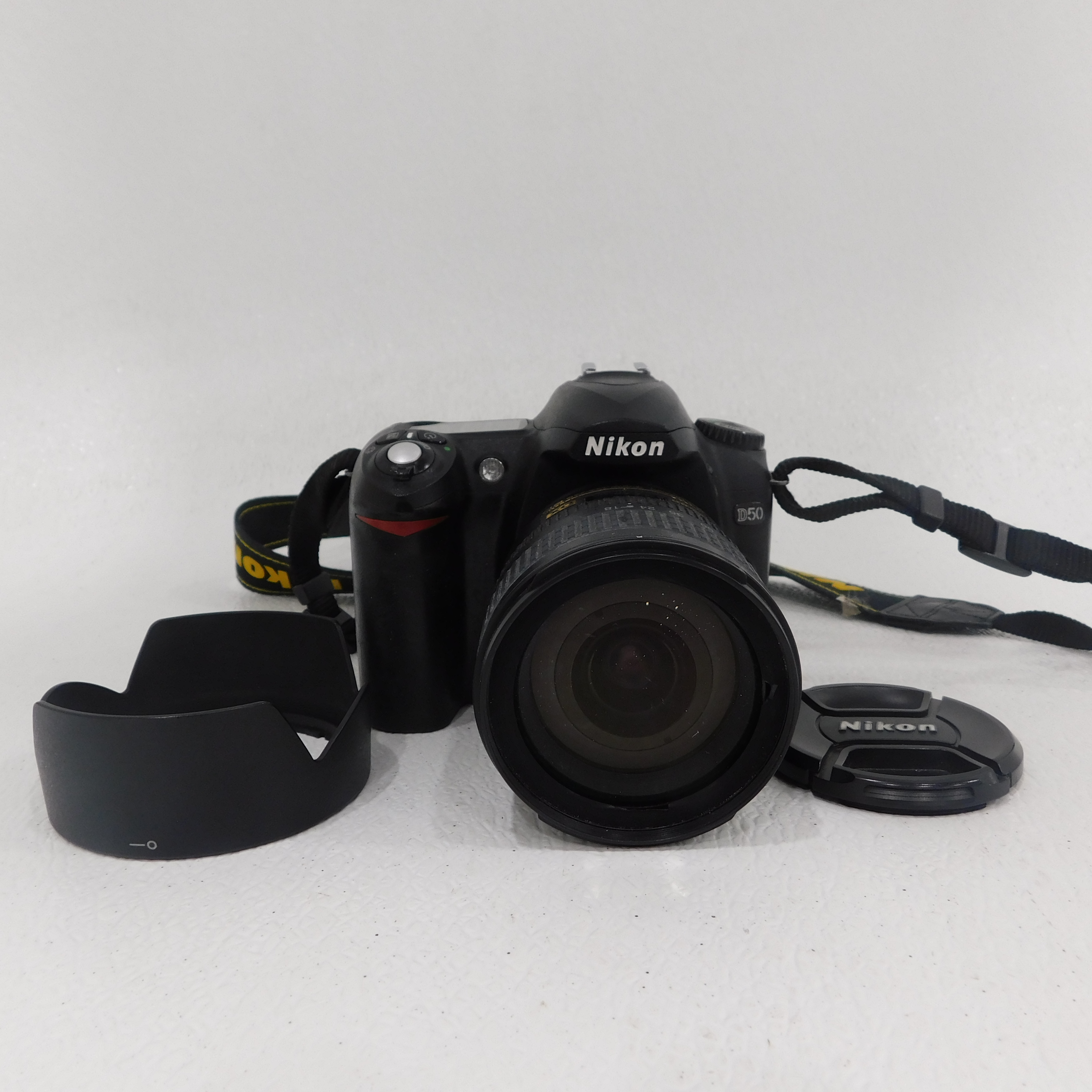 Buy Nikon D50 DSLR Digital Camera w/ 18-70mm Lens for USD 58.49 |  GoodwillFinds