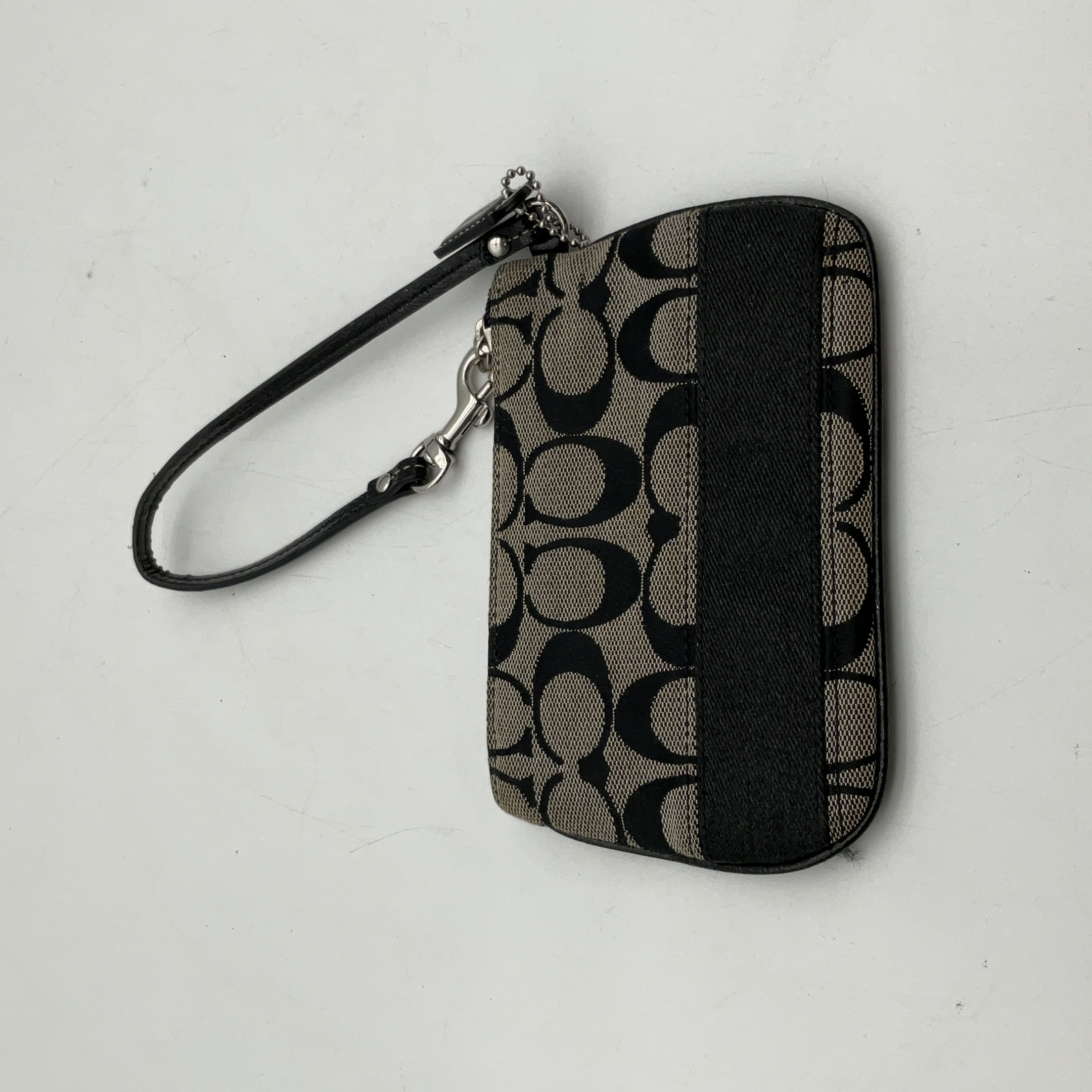 COACH Legacy Phone Wristlet in Signature Fabric in Gray