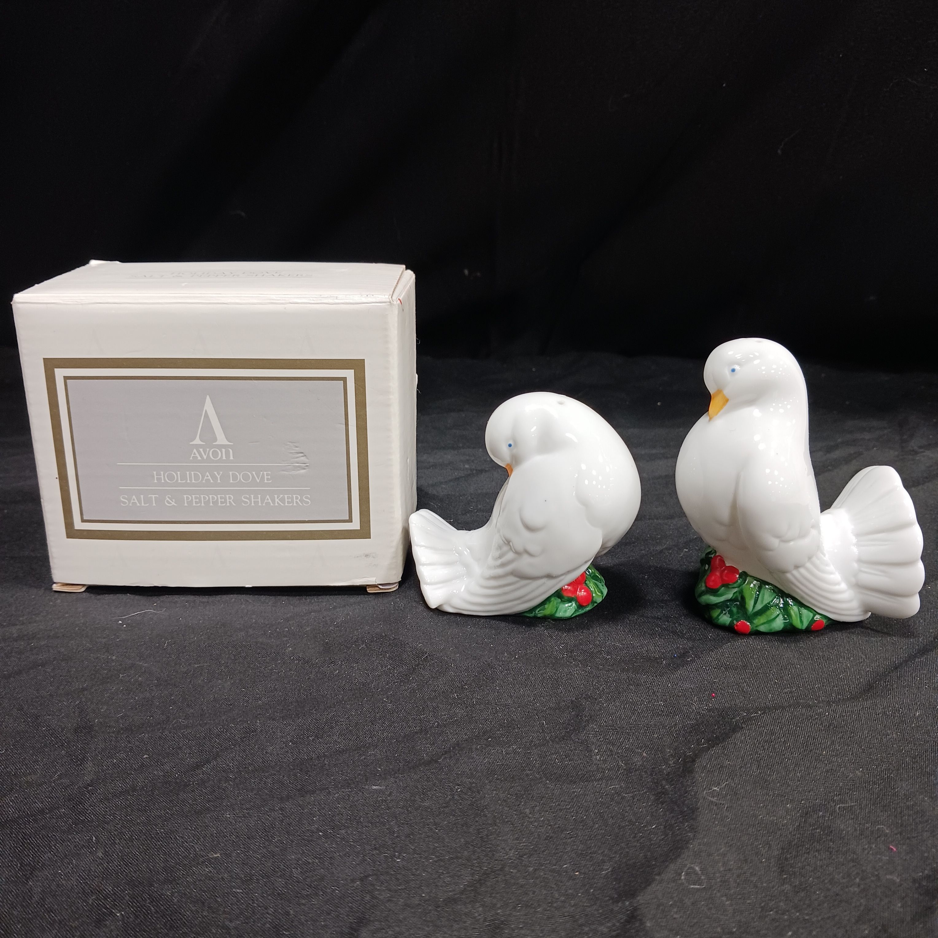 Dove salt sale and pepper shakers