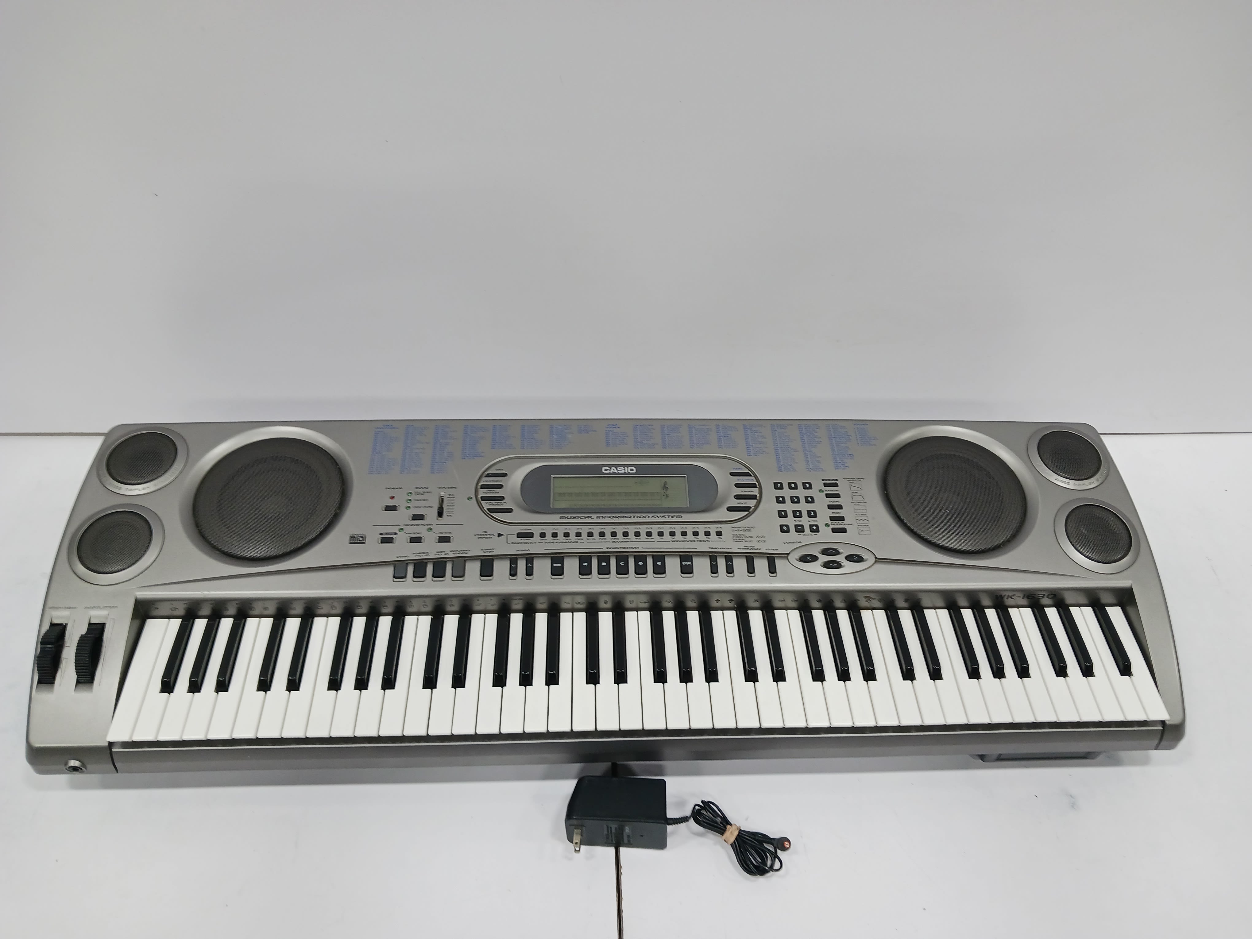 קנה את המקלדת החשמלית של Casio WK-1630קנה את המקלדת החשמלית של Casio WK-1630  