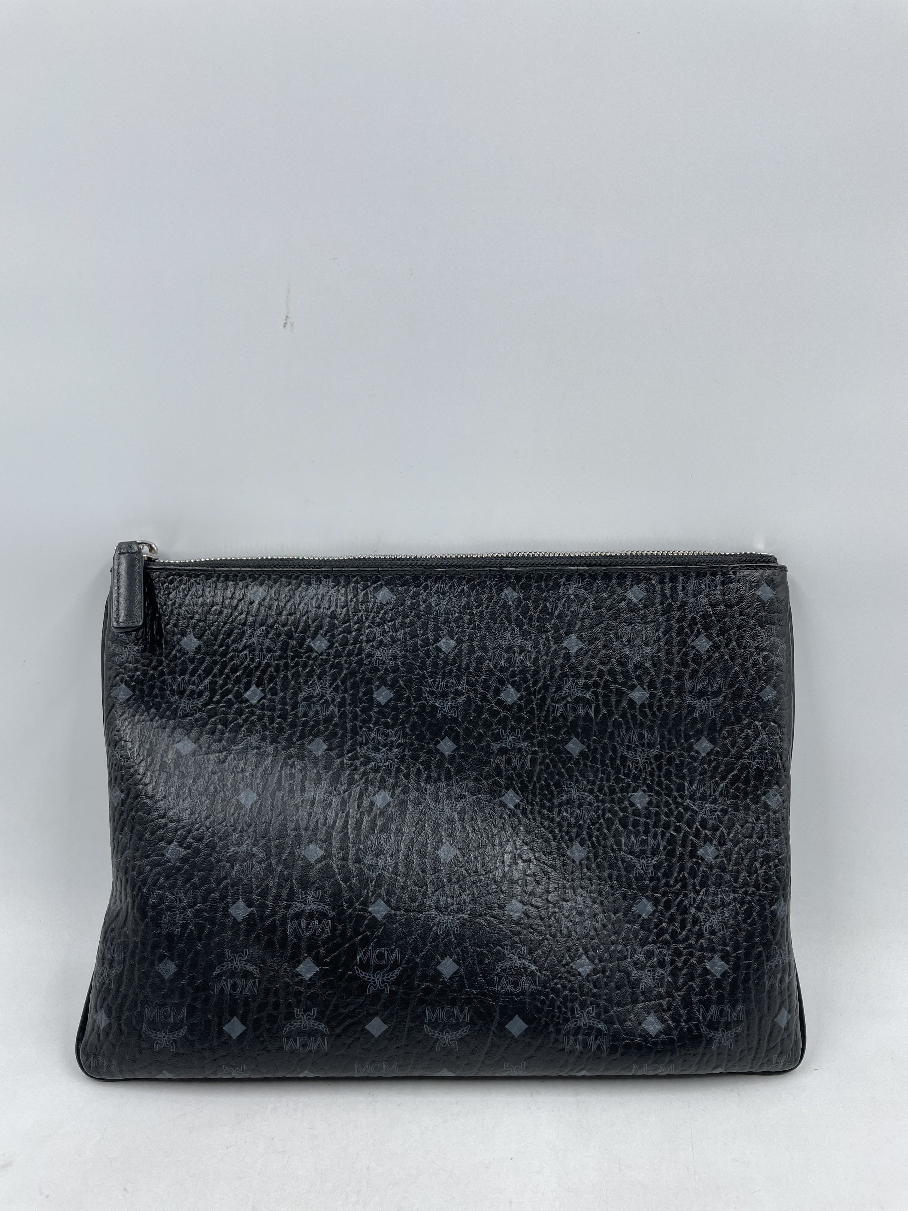 Mcm clutch bag online black