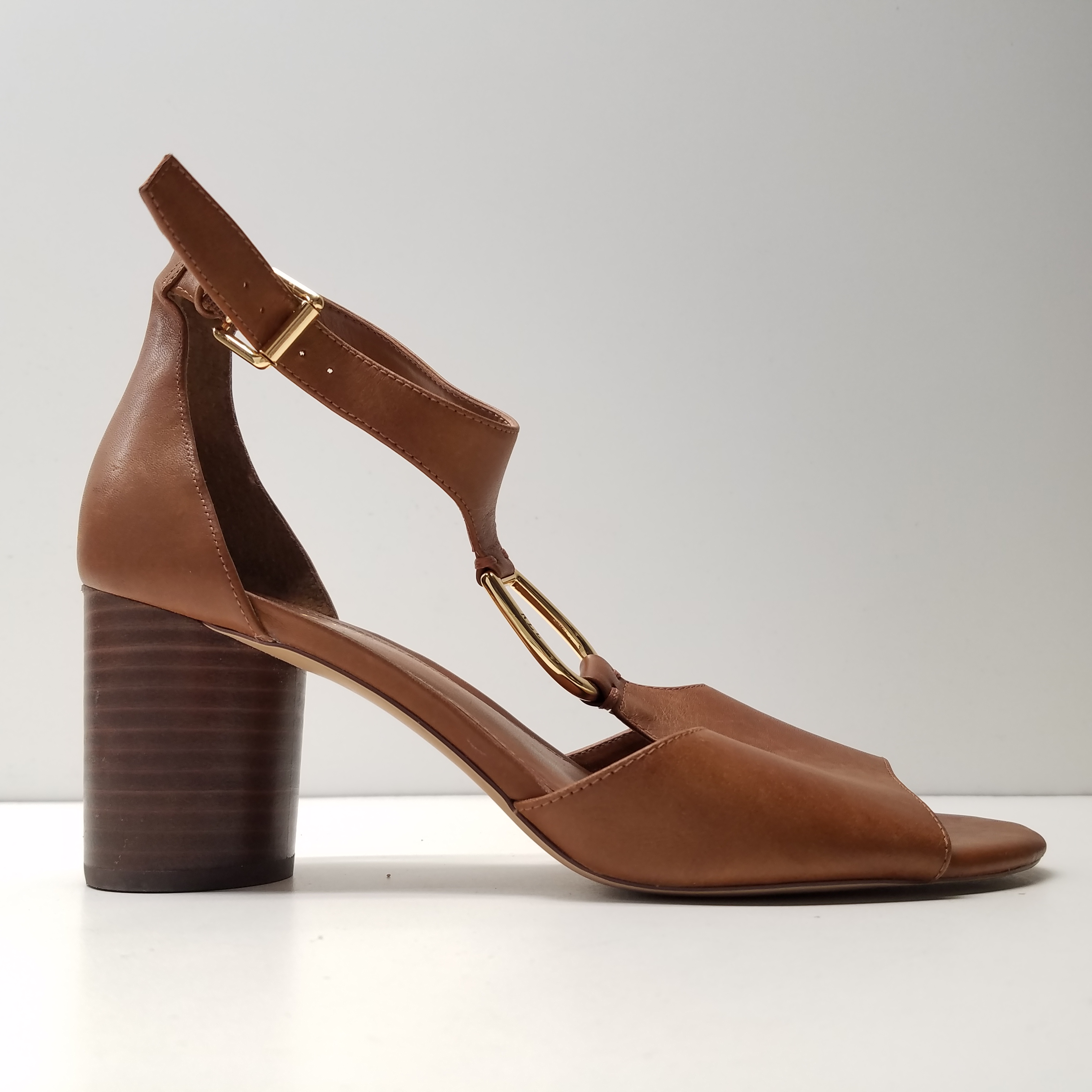 Elesia sale leather sandal