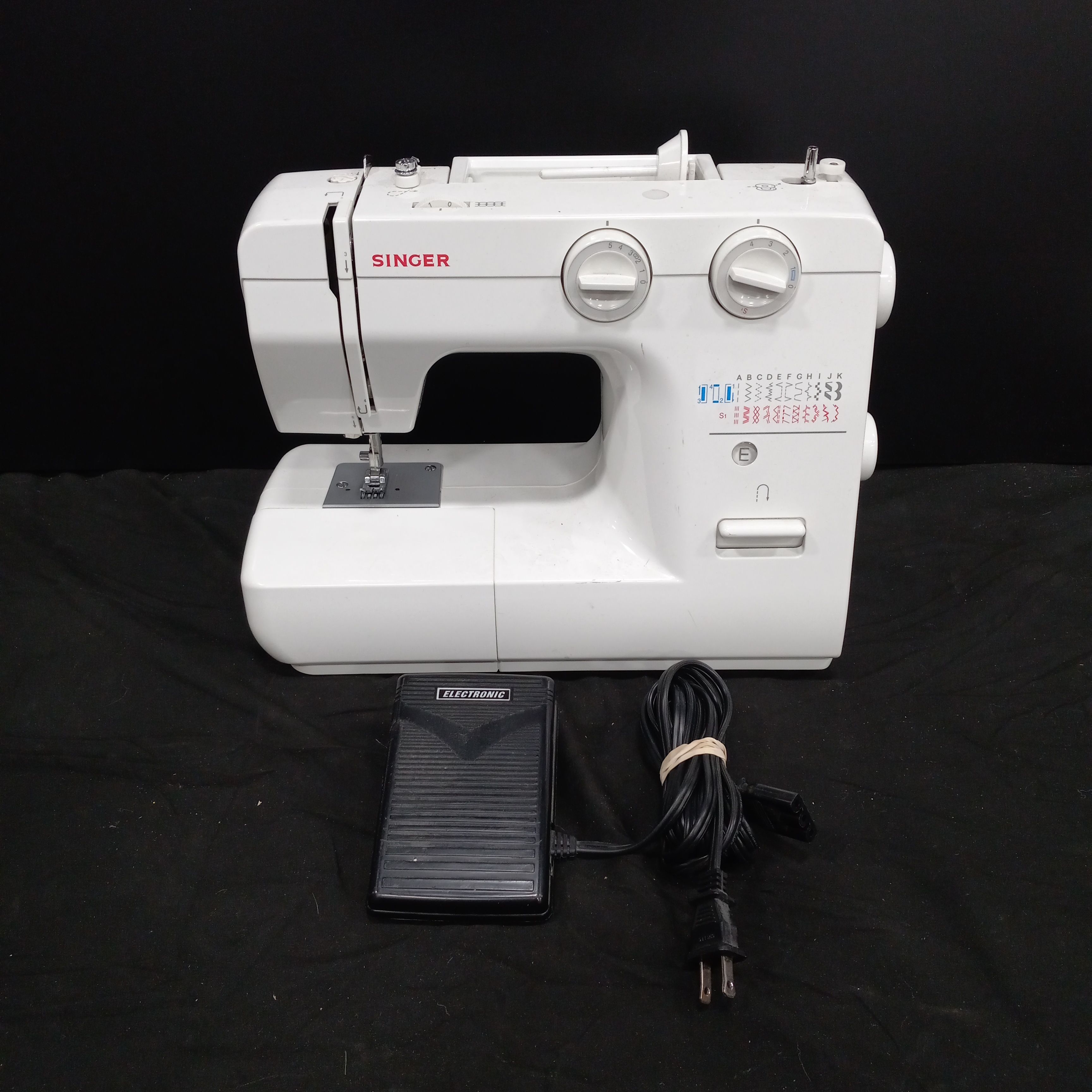 Buy the Singer Model 1120 Portable Electronic Sewing Machine w/Pedal