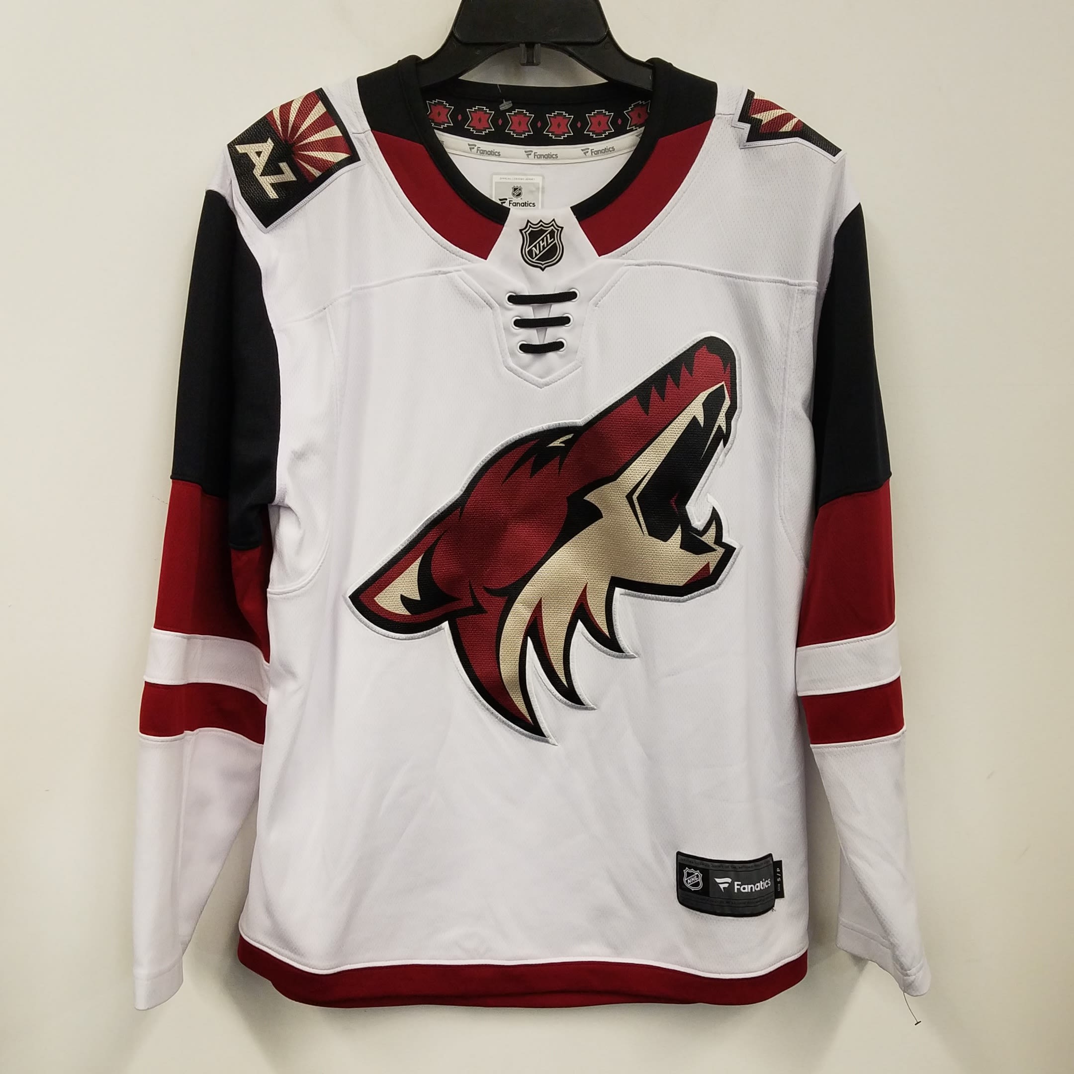 Coyotes 2025 hockey shirts