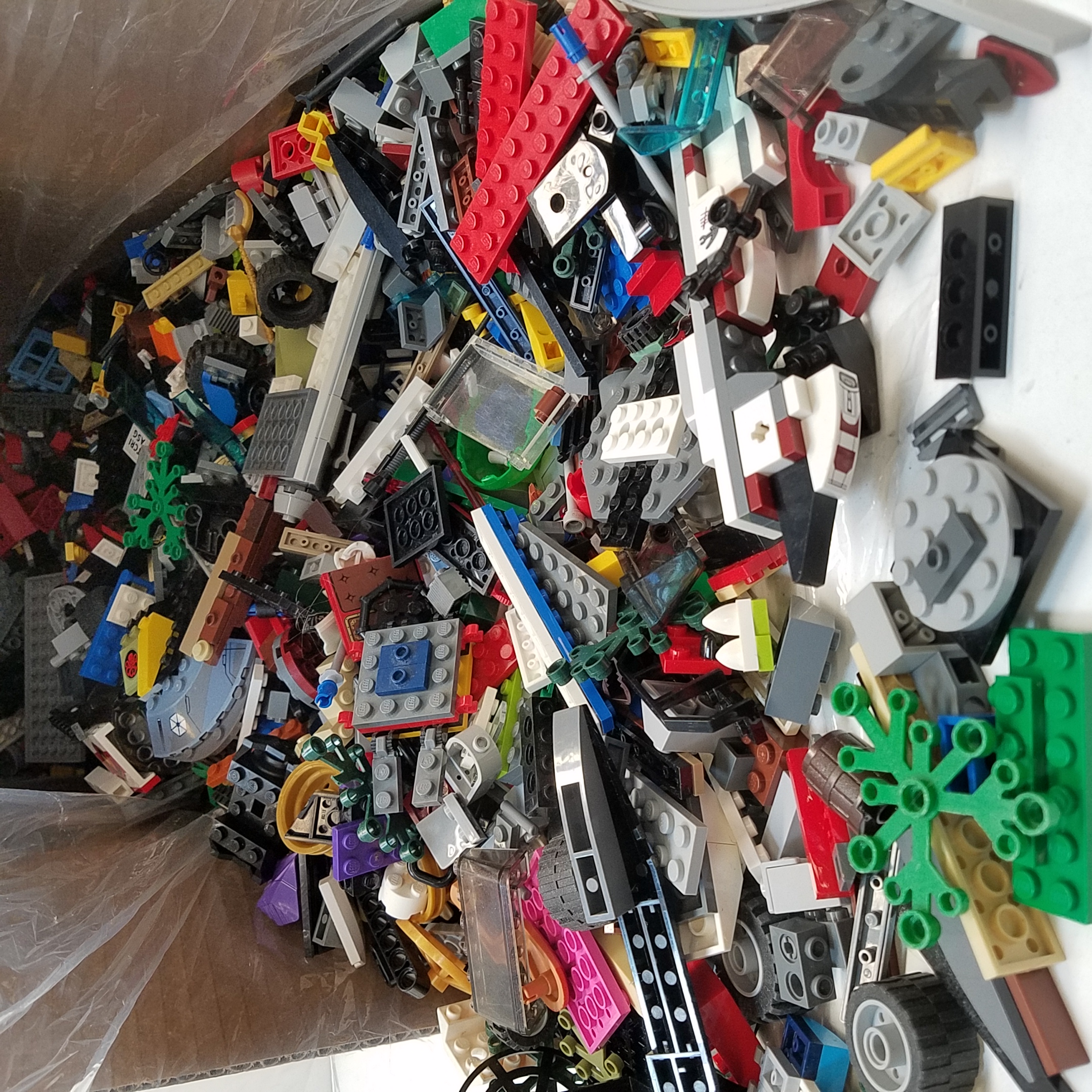 Buy the Legos Mixed Lot | GoodwillFinds