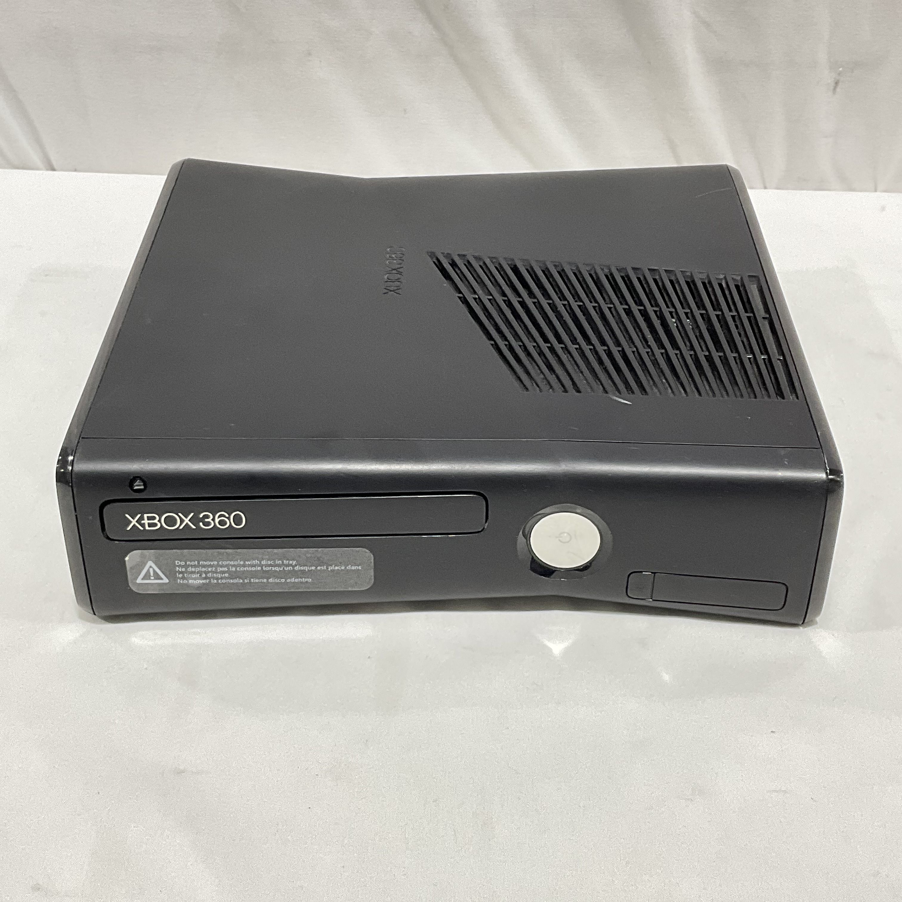 Buy the XBOX 360 S Console 320 GB | GoodwillFinds