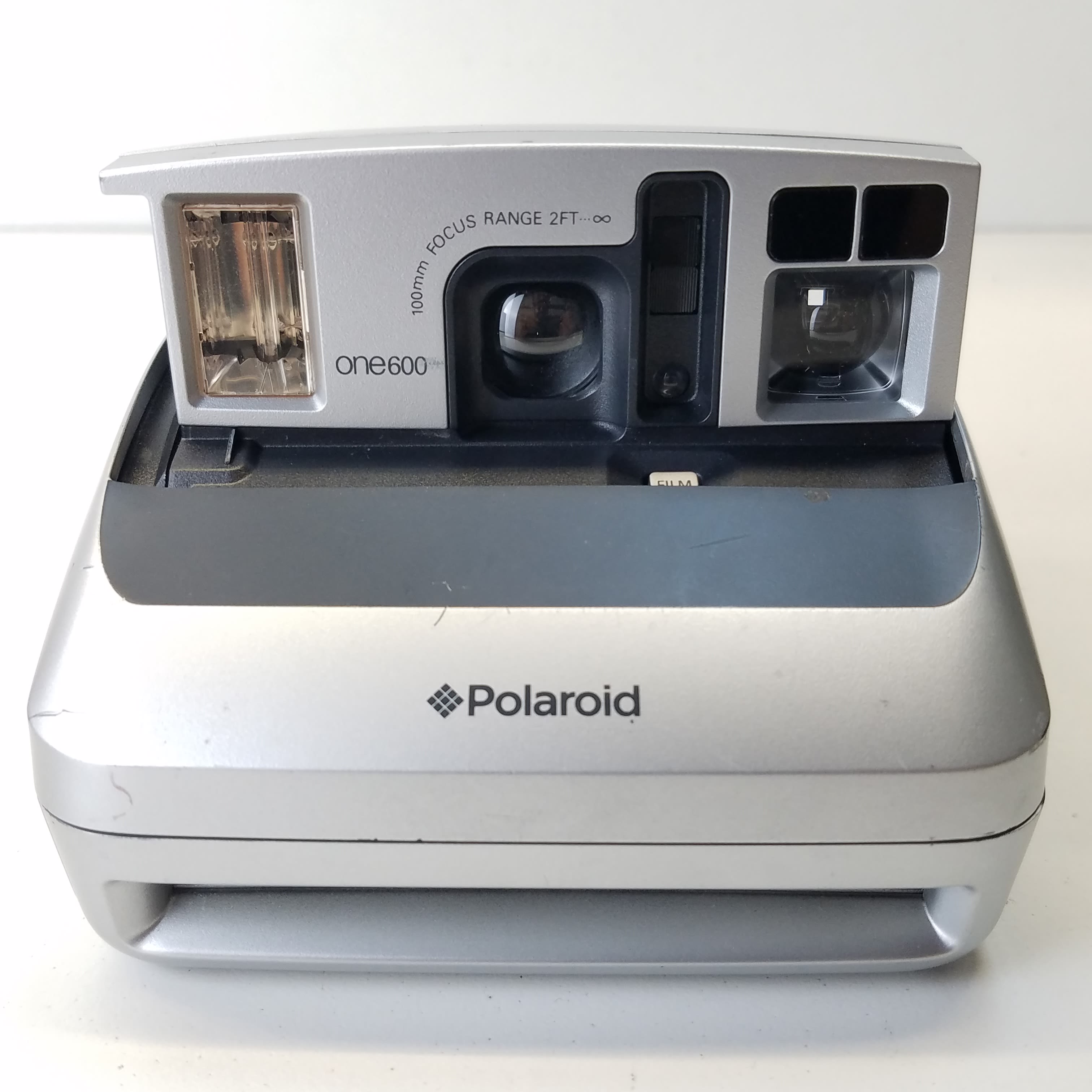 Buy the Polaroid One 600 Instant Camera | GoodwillFinds