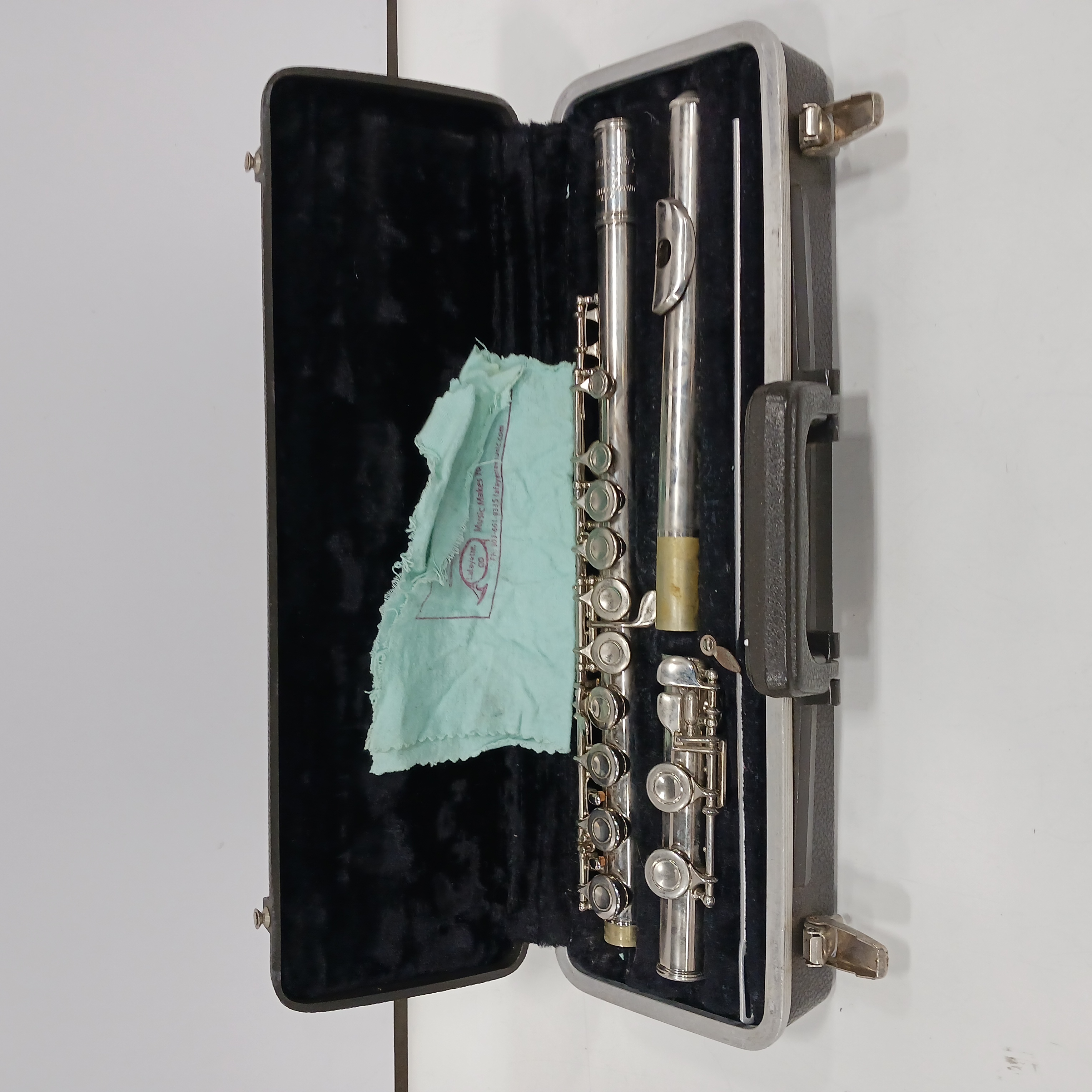 Buy The Vintage Bundy Flute With Travel Case 