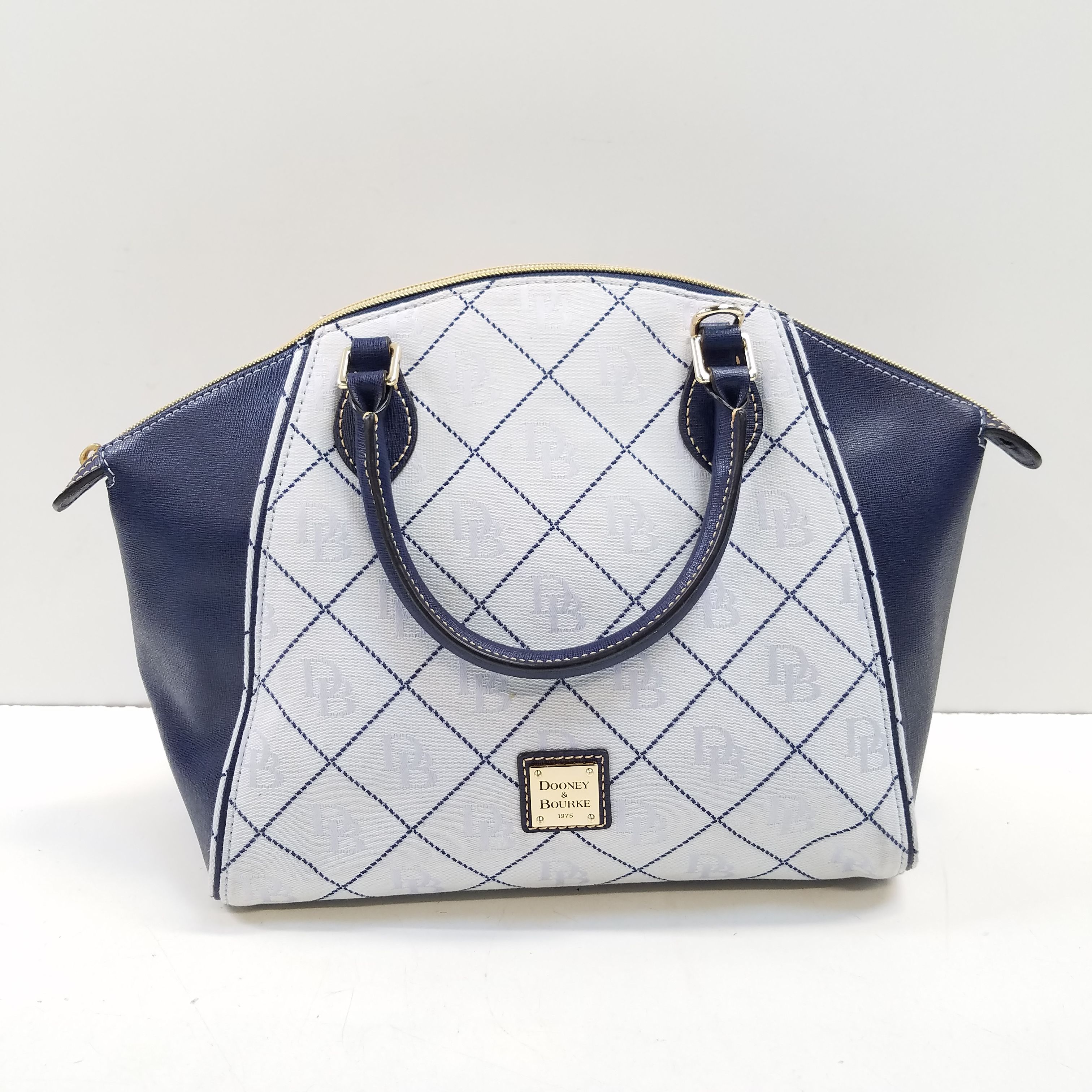 Dooney & outlet Bourke Sydney Signature Satchel